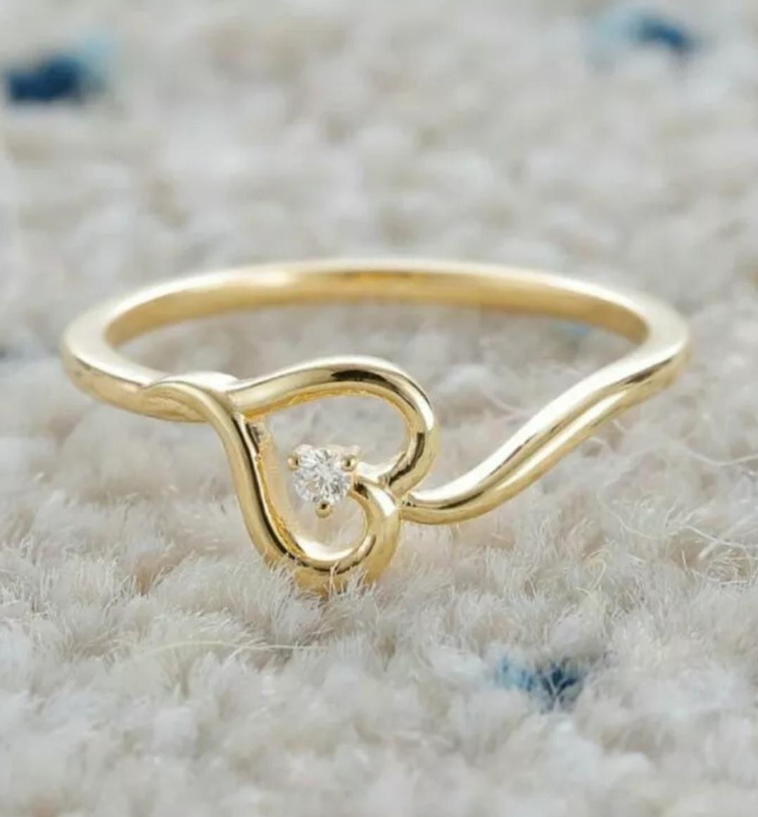 Diamant-Herzring 14k Massivgold Fancy Hochzeit Birthday Ring Minimalistischer Ring mit Diamant für Damen oder Herren im Angebot