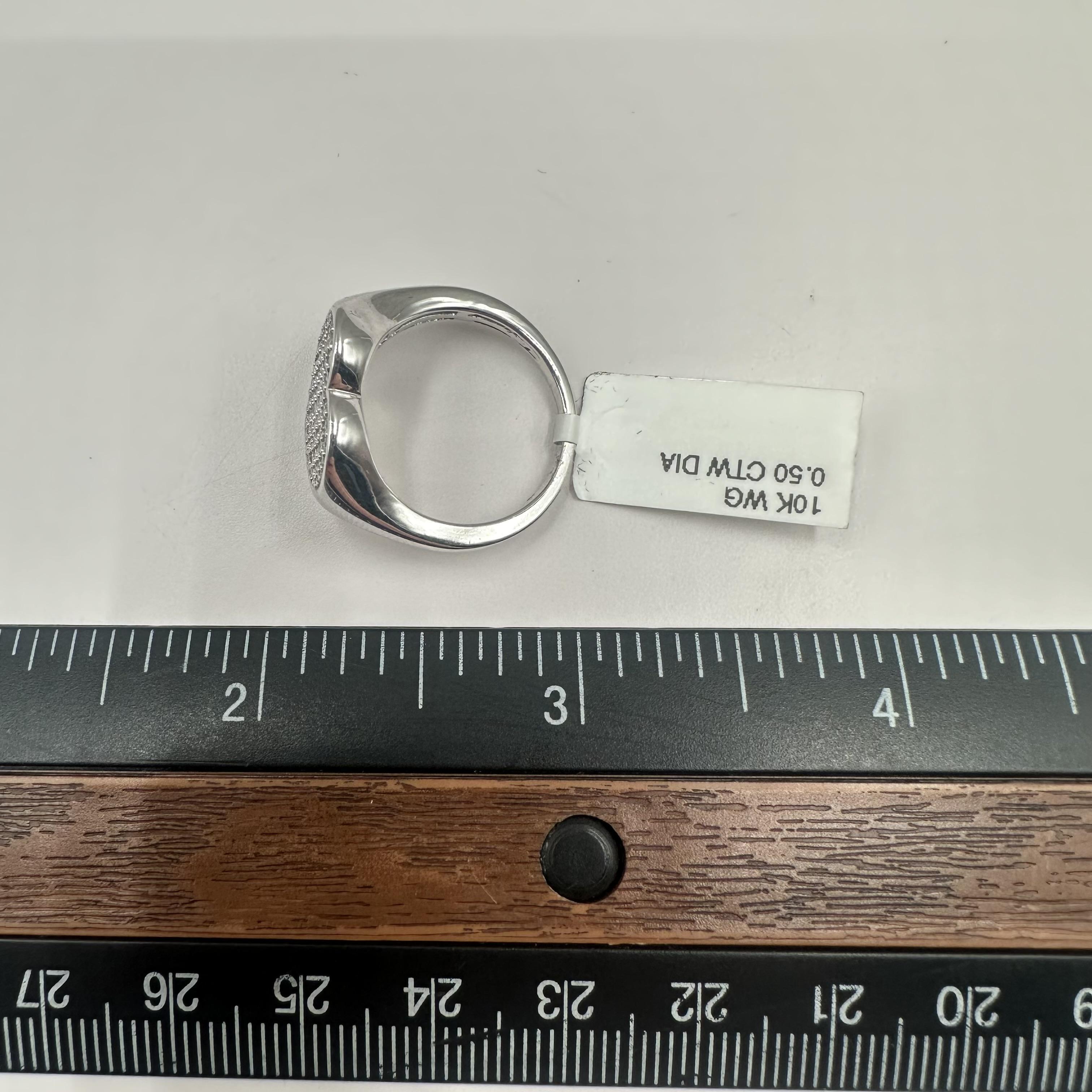 Women's Diamond Heart Ring in 10kt White Gold – 0.50ctw Diamonds, Size 7, New For Sale