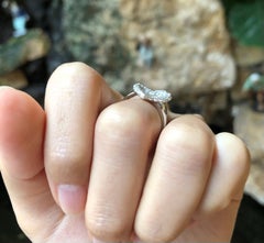 Diamond Heart Ring Set in 18 Karat White Gold Settings