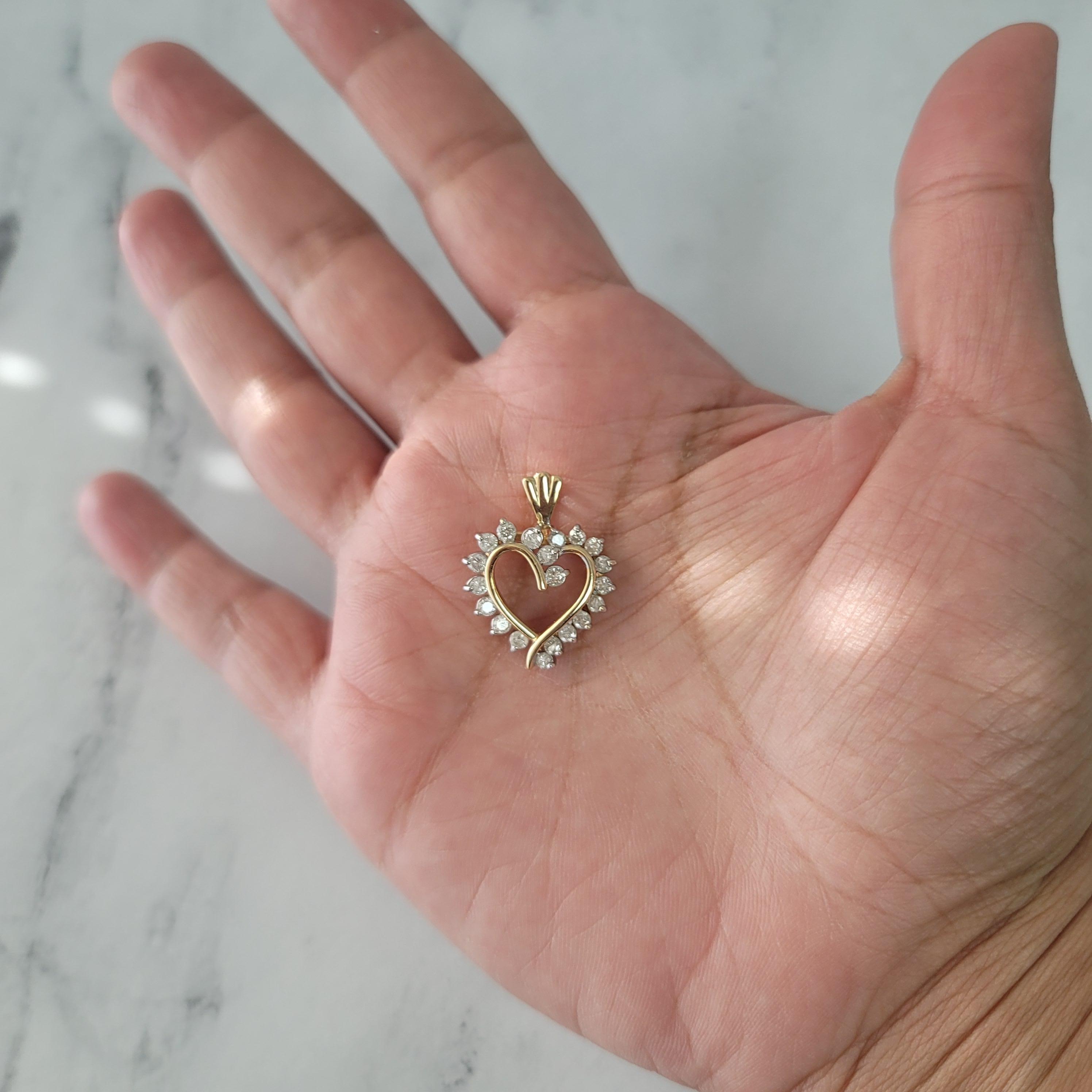 Diamond Heart Shaped Necklace 1.33cttw 14k Yellow Gold In New Condition For Sale In Sugar Land, TX