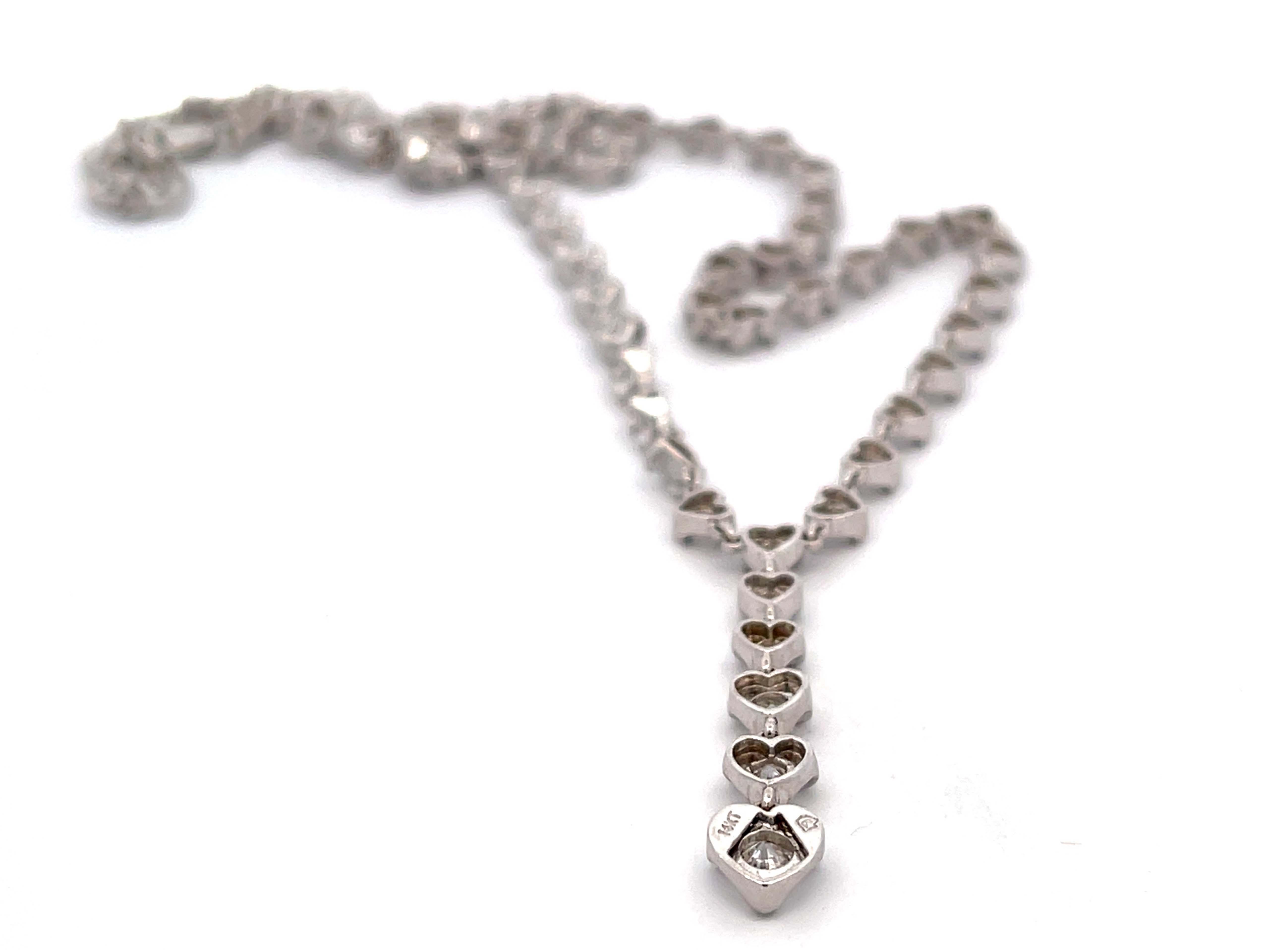 Diamond Hearts Drop Necklace in 14k White Gold In Excellent Condition For Sale In Honolulu, HI