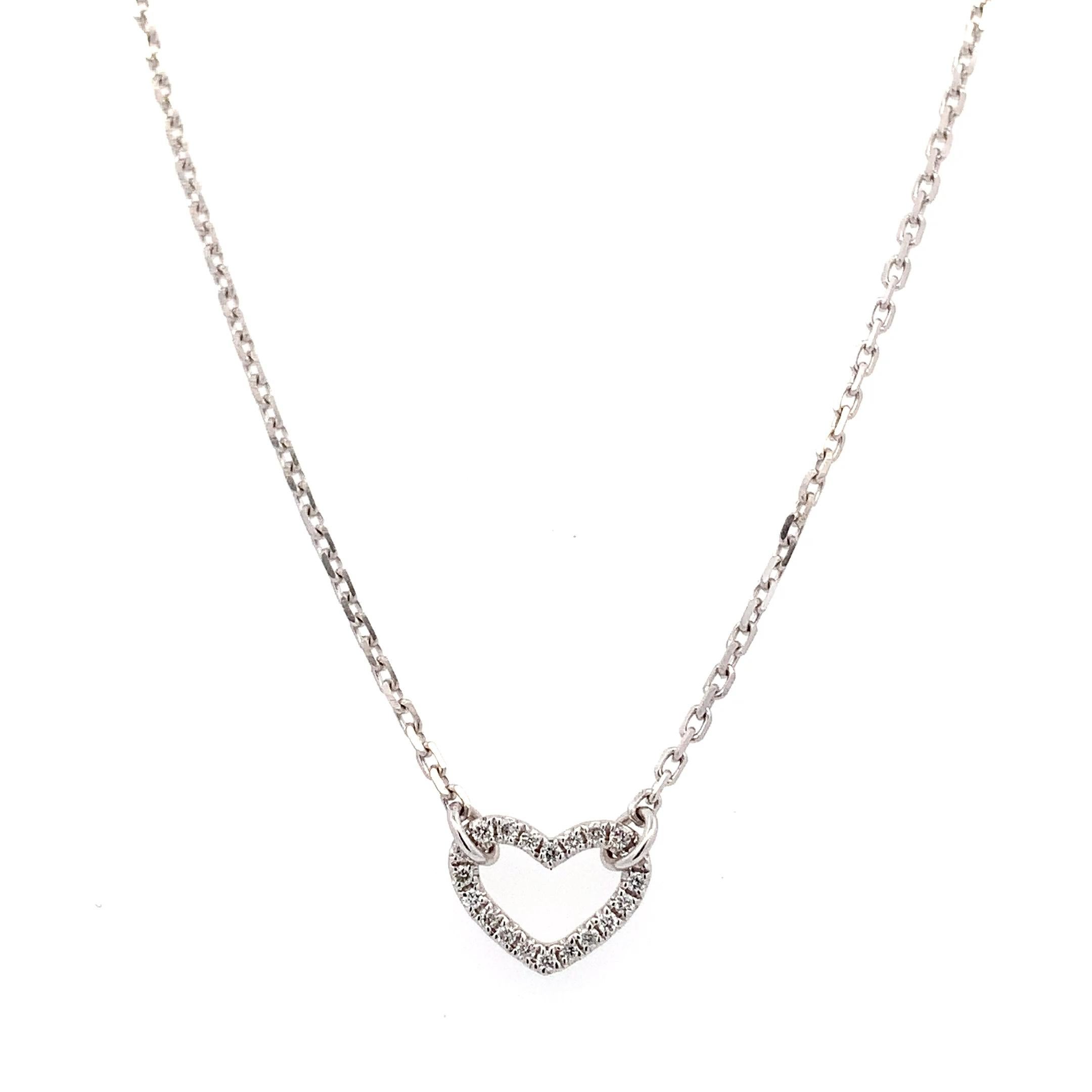 Diamant  Collier avec pendentif en forme de coeur en or blanc 18k Neuf - En vente à London, GB