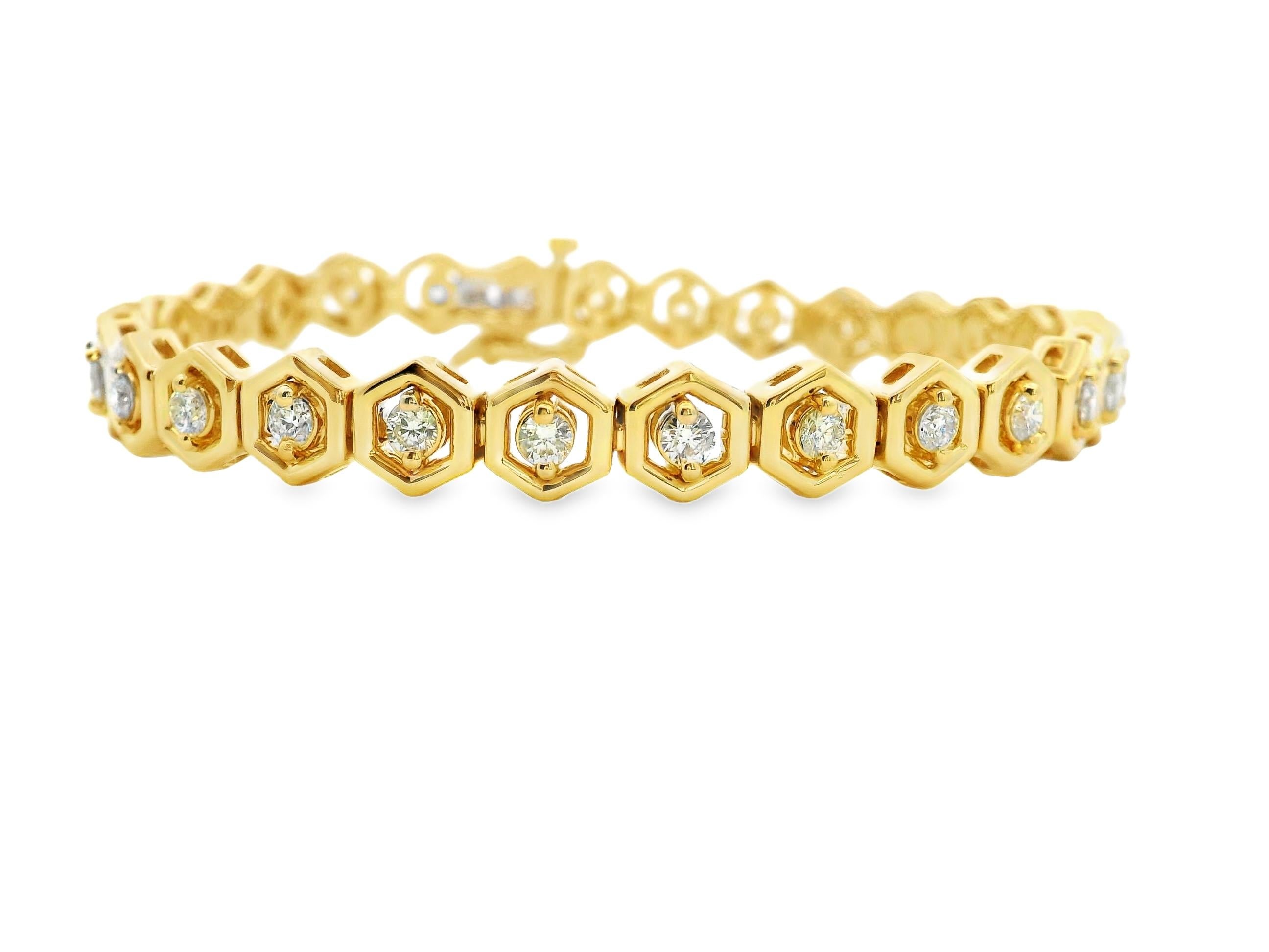 Taille ronde Bracelet à maillons hexagonaux en or jaune 14K, diamants, 7 pouces en vente