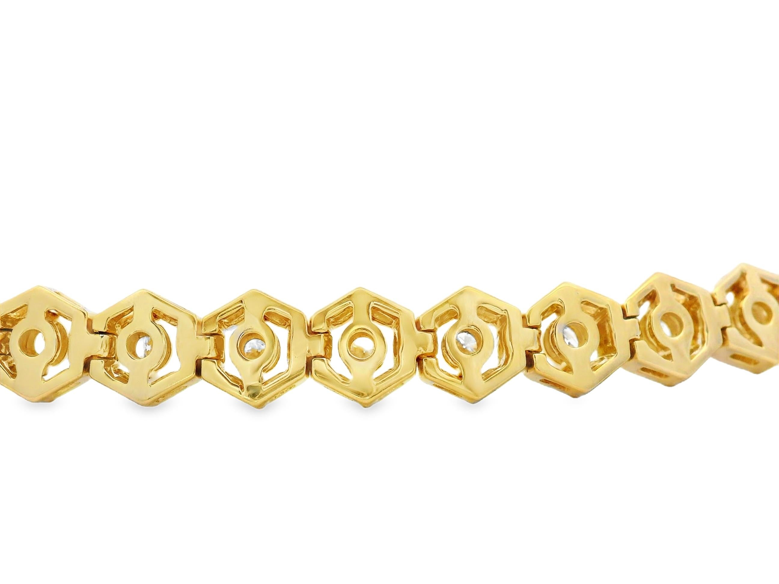 Bracelet à maillons hexagonaux en or jaune 14K, diamants, 7 pouces Neuf - En vente à New York, NY