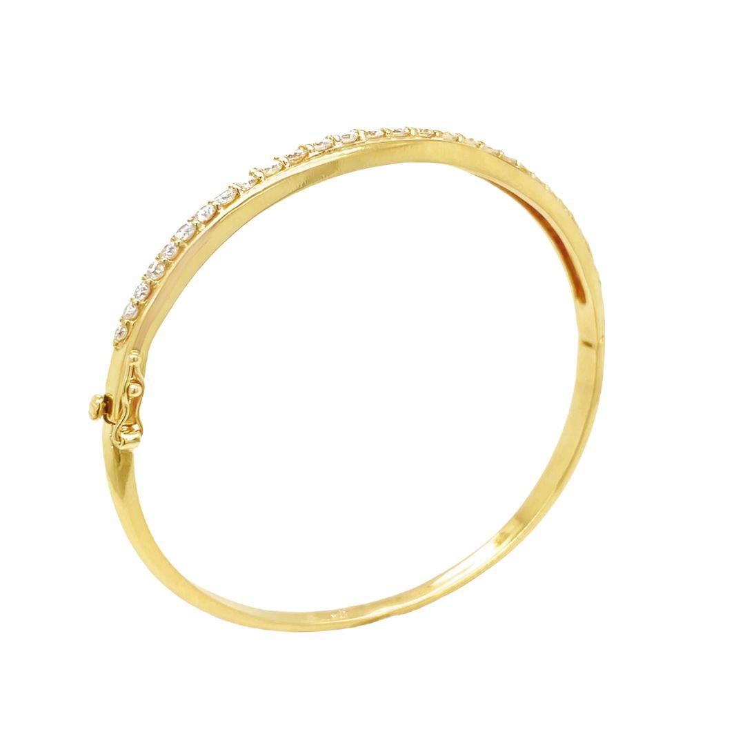 Diamond Hinged Bangle Bracelet in 18K Yellow Gold For Sale 2