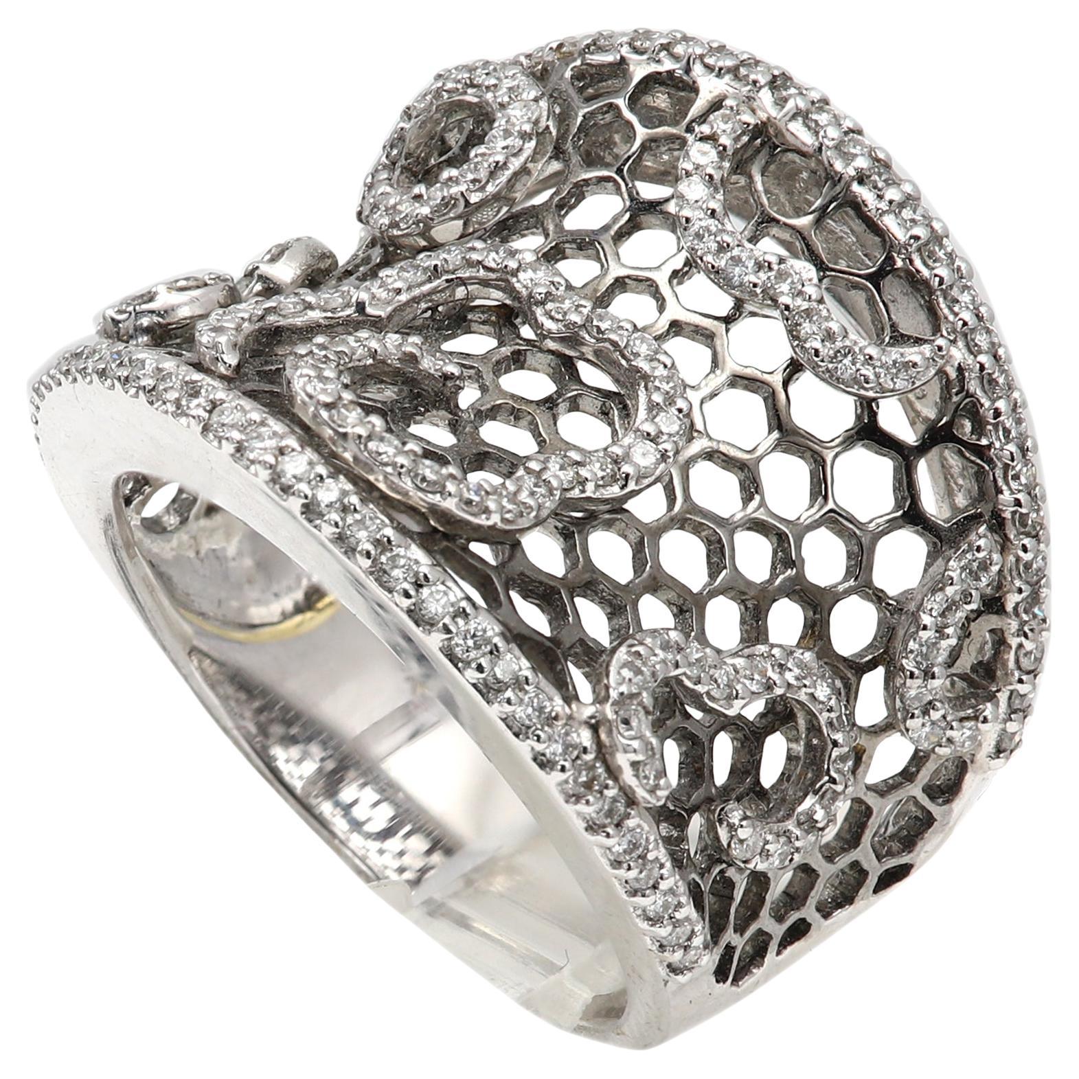 Diamond honey comb Ring 18 Karat Gold Natural Diamonds For Sale