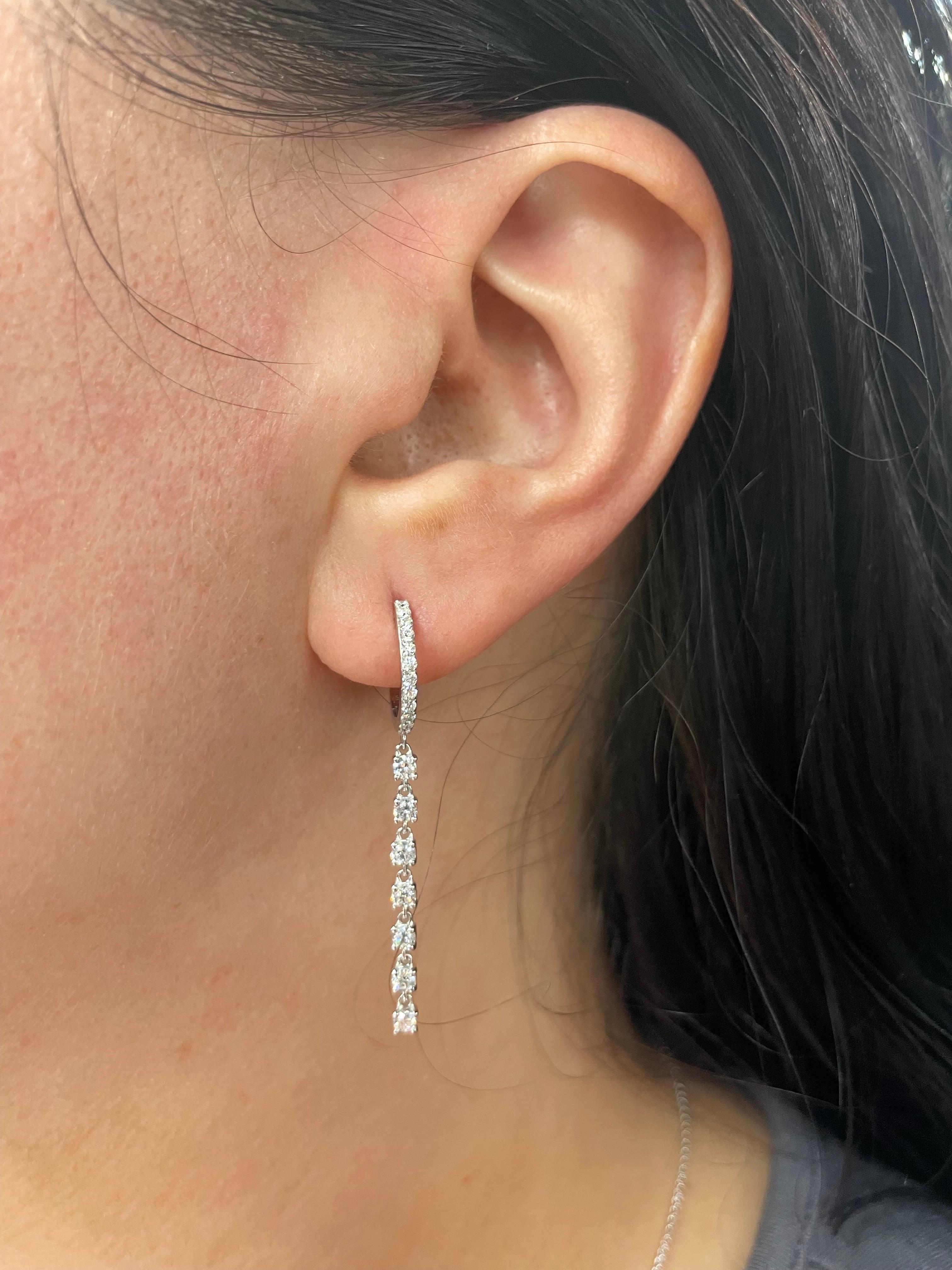 Round Cut Diamond Hoop Dangle Drop Earrings 0.93 Carats 18 Karat White Gold For Sale