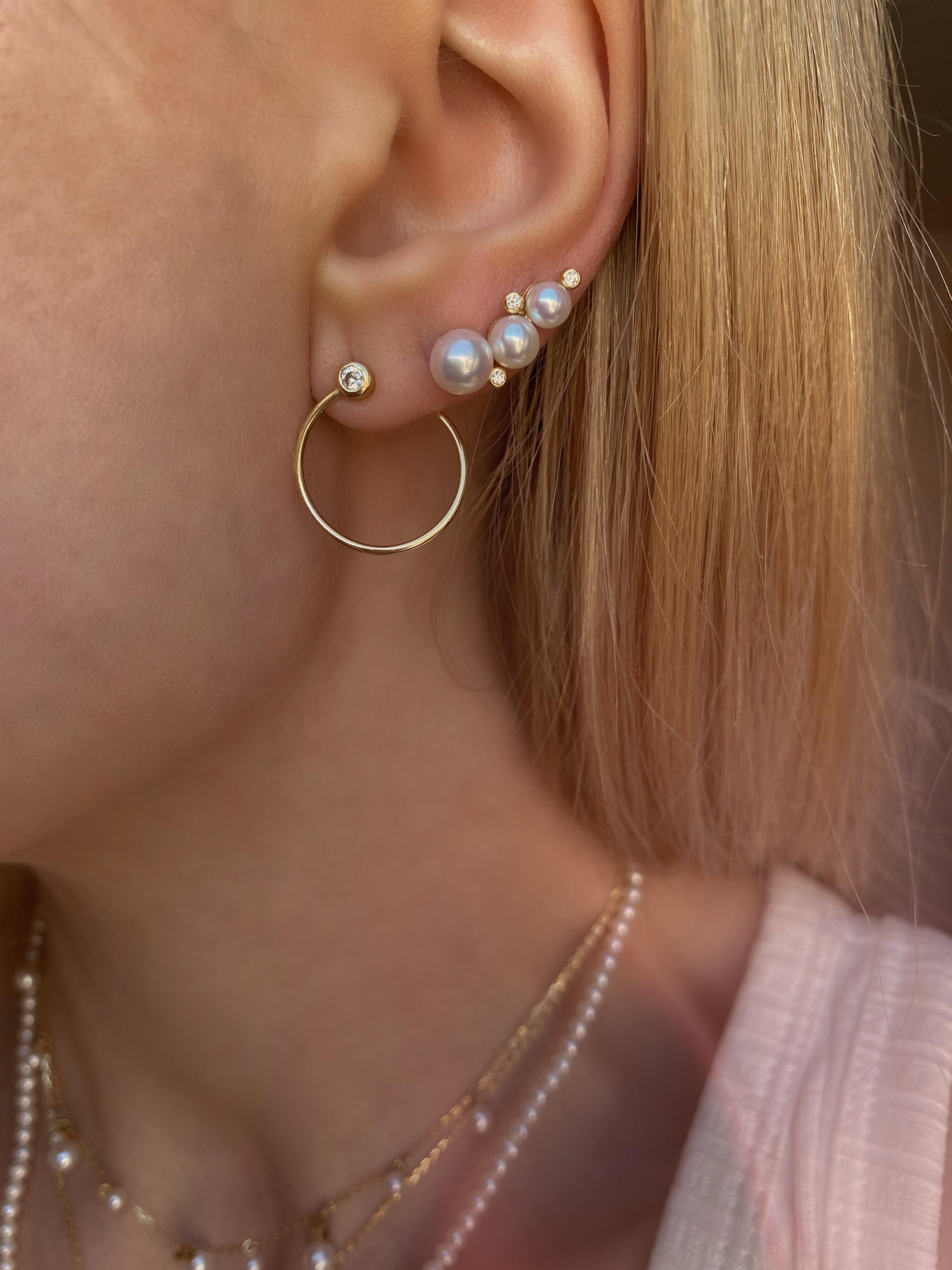 Round Cut Diamond Hoop Earrings, 18k Gold For Sale