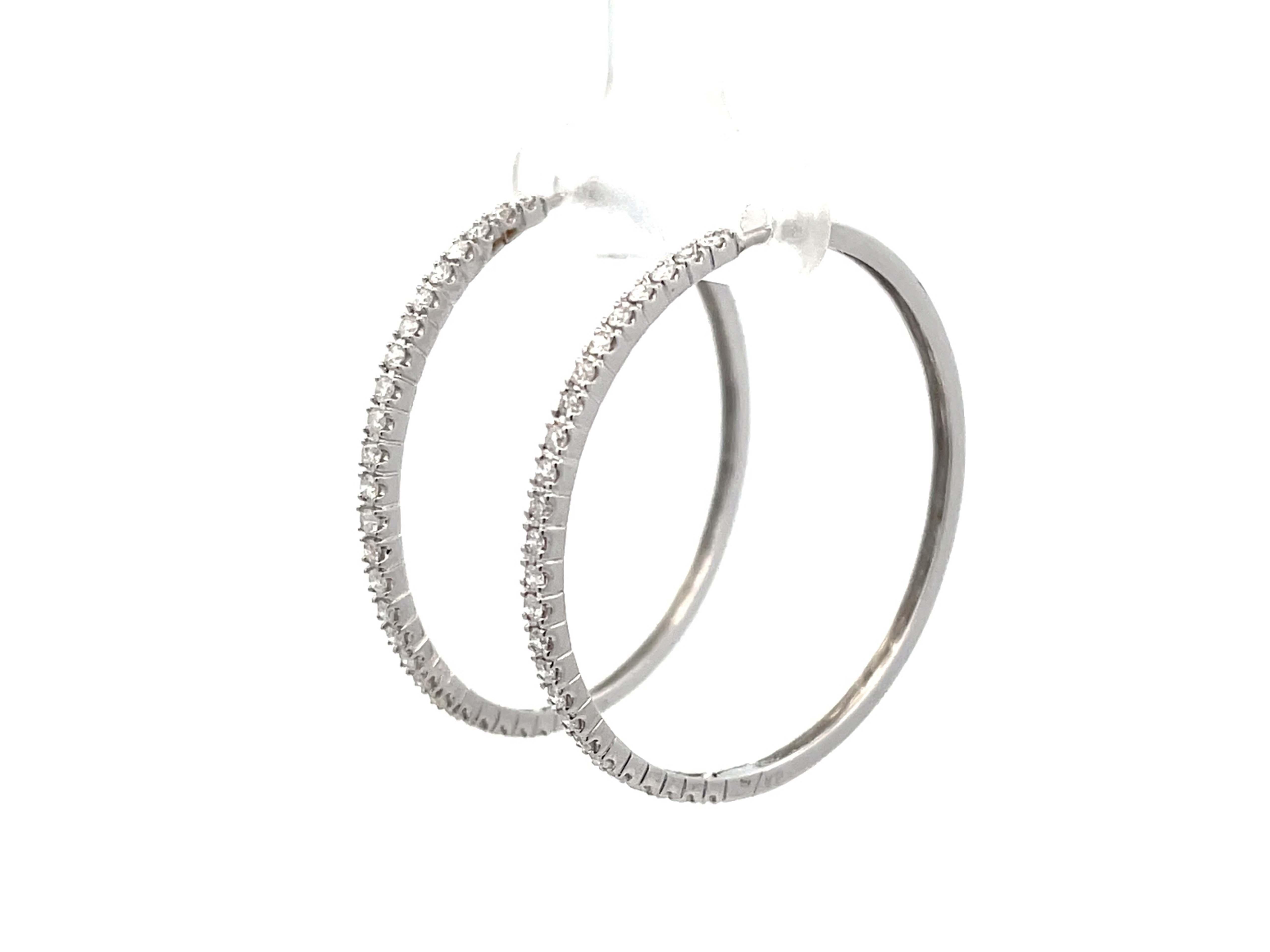 Diamond Hoop Earrings 18K Solid White Gold  In Excellent Condition For Sale In Honolulu, HI