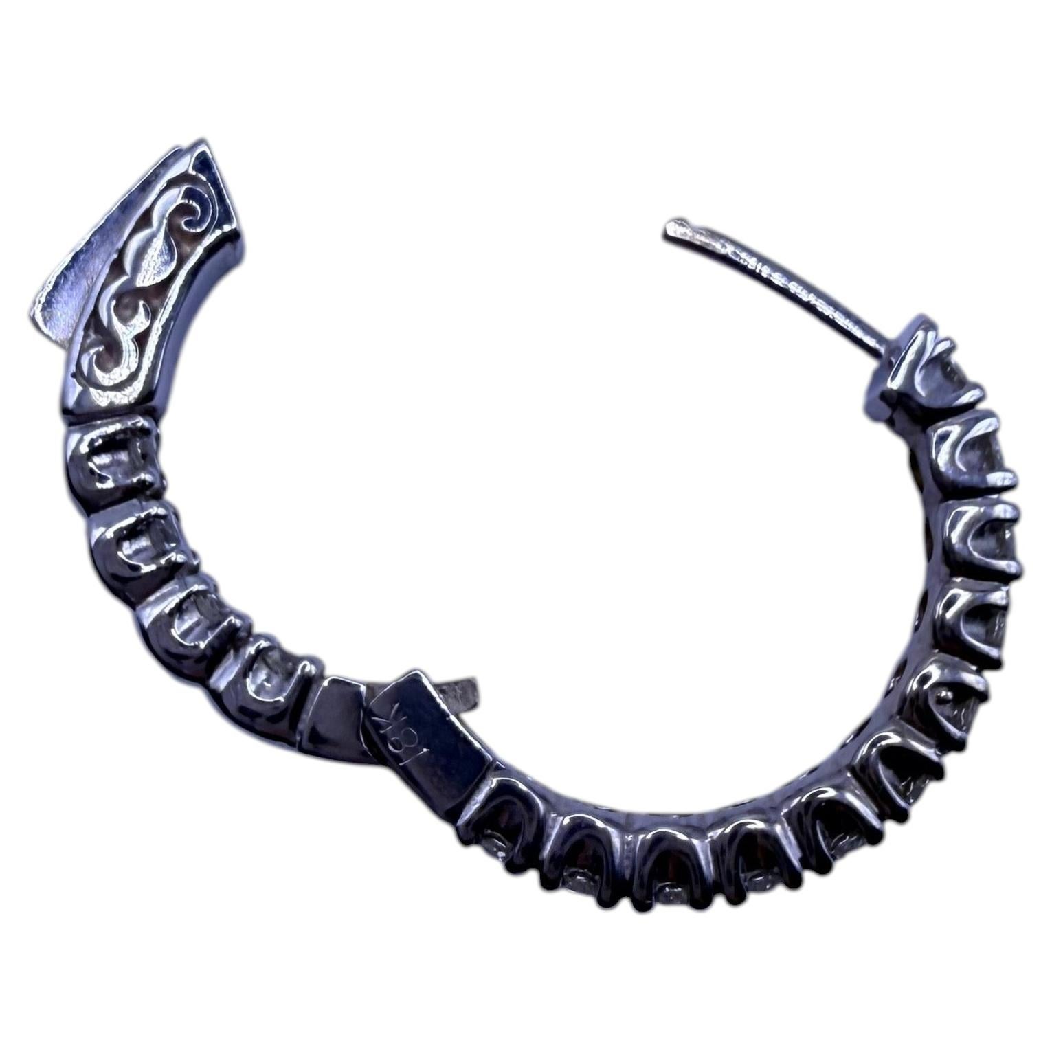 Diamond Hoop earrings 18KT gold For Sale