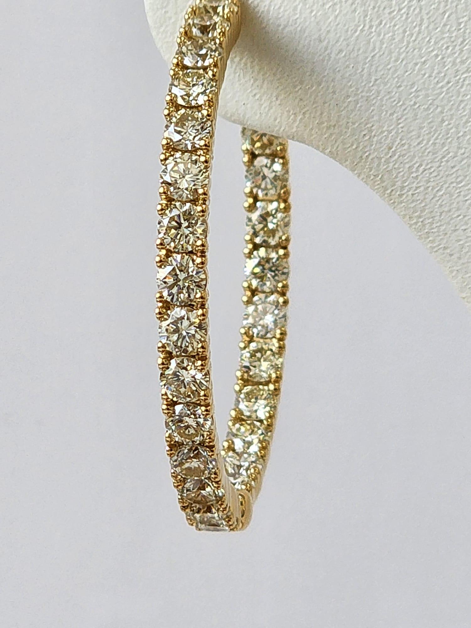 Round Cut Diamond Hoop Earrings 4.25 Carat in 18 K Yellow Gold For Sale