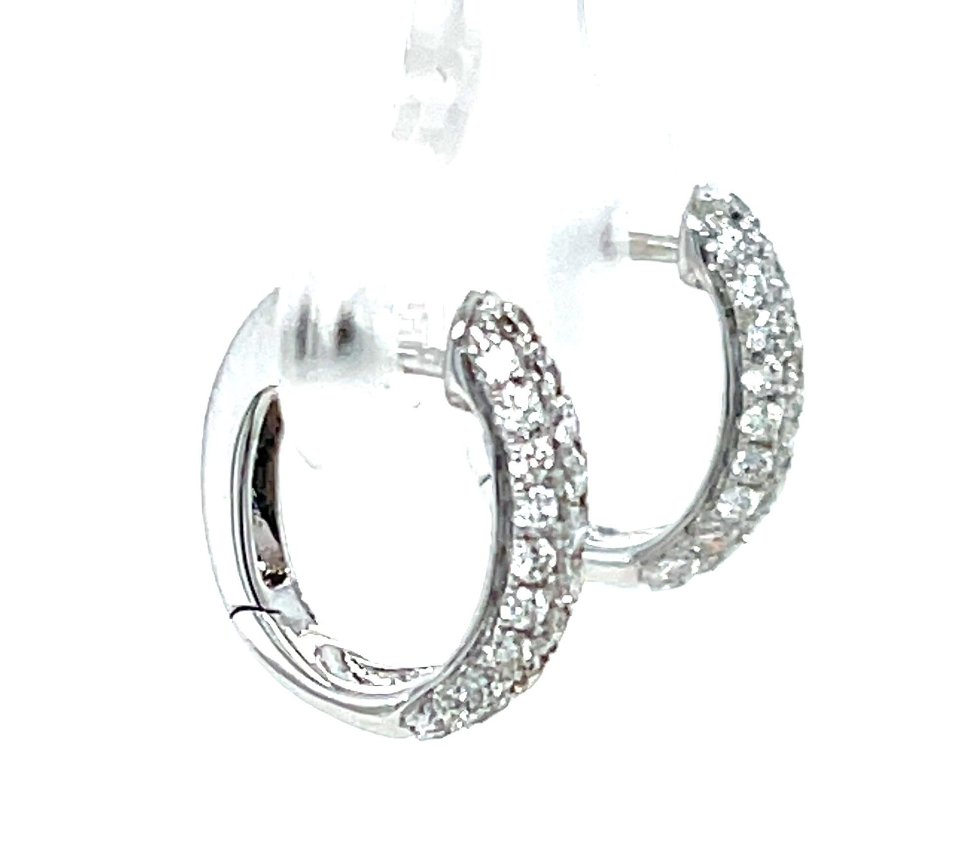 Round Cut Diamond Hoop Earrings in 18k White Gold with Hinged Backs  For Sale