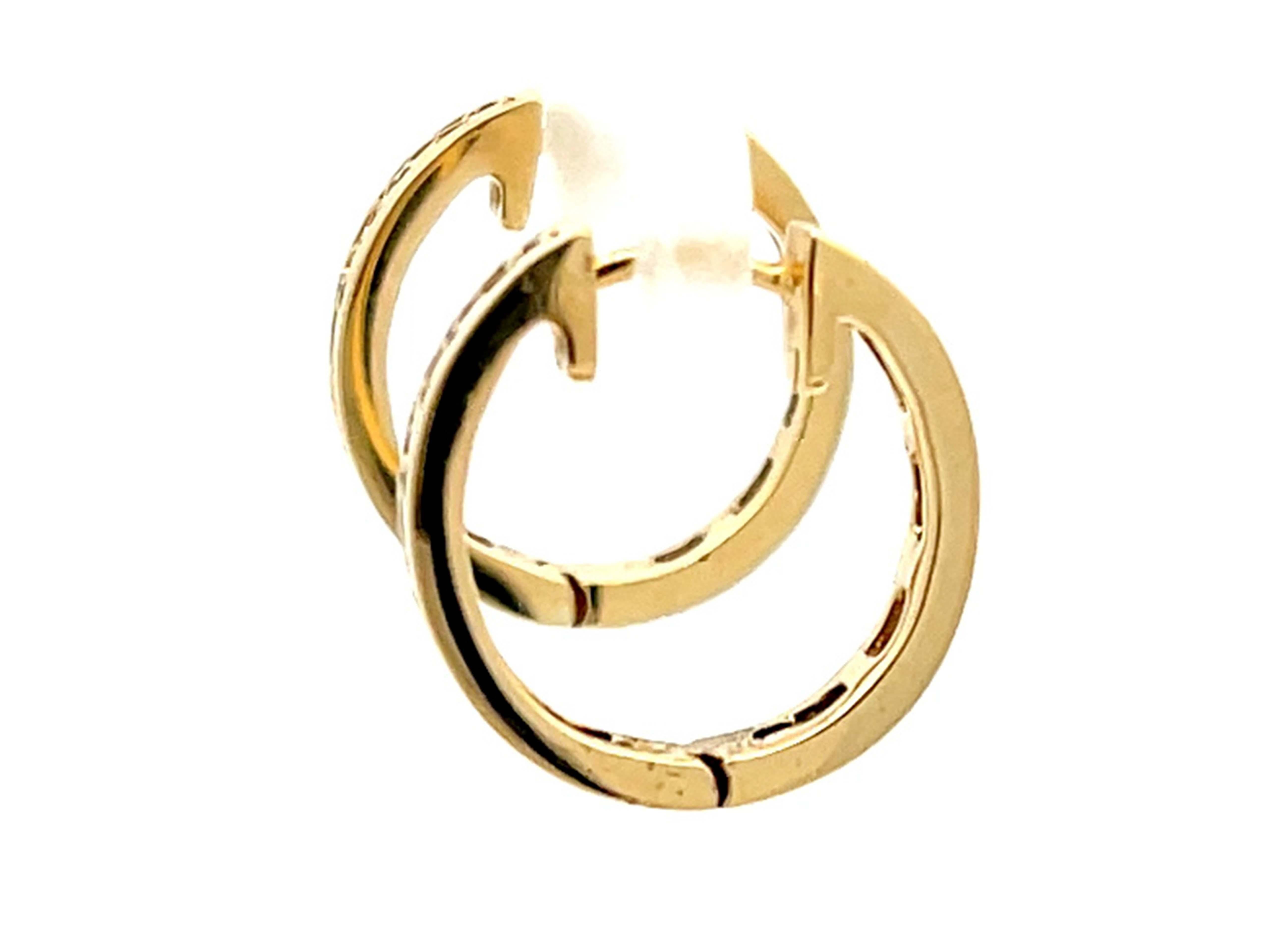 Diamond Hoop Earrings in 18k Yellow Gold In Excellent Condition In Honolulu, HI
