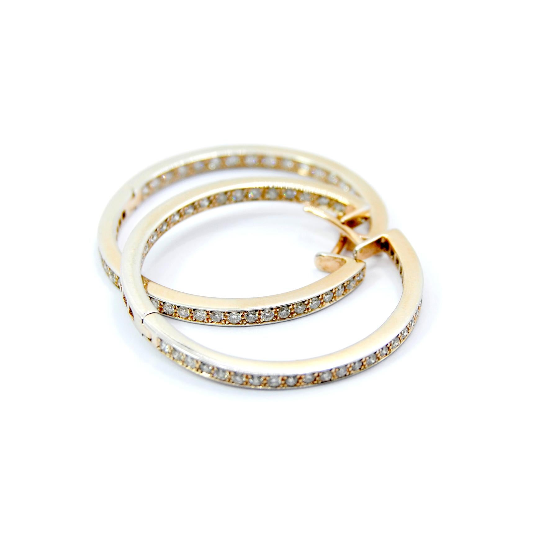 Women's Diamond Hoops Earring in white and yellow 18kt gold and 1.60ct of white diamonds For Sale