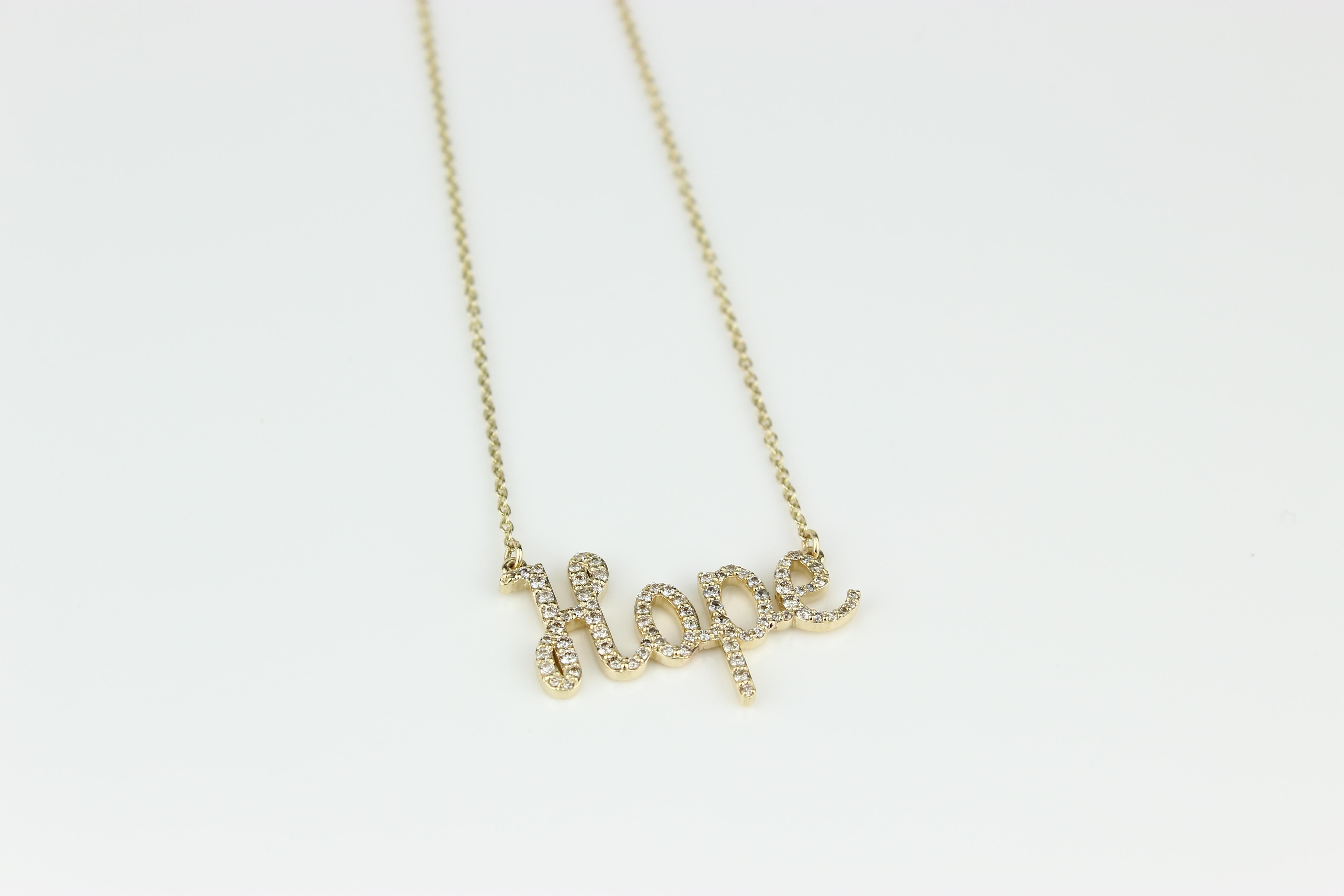 Diamond Hope Pendant Necklace in 18k Solid Gold In New Condition For Sale In New Delhi, DL