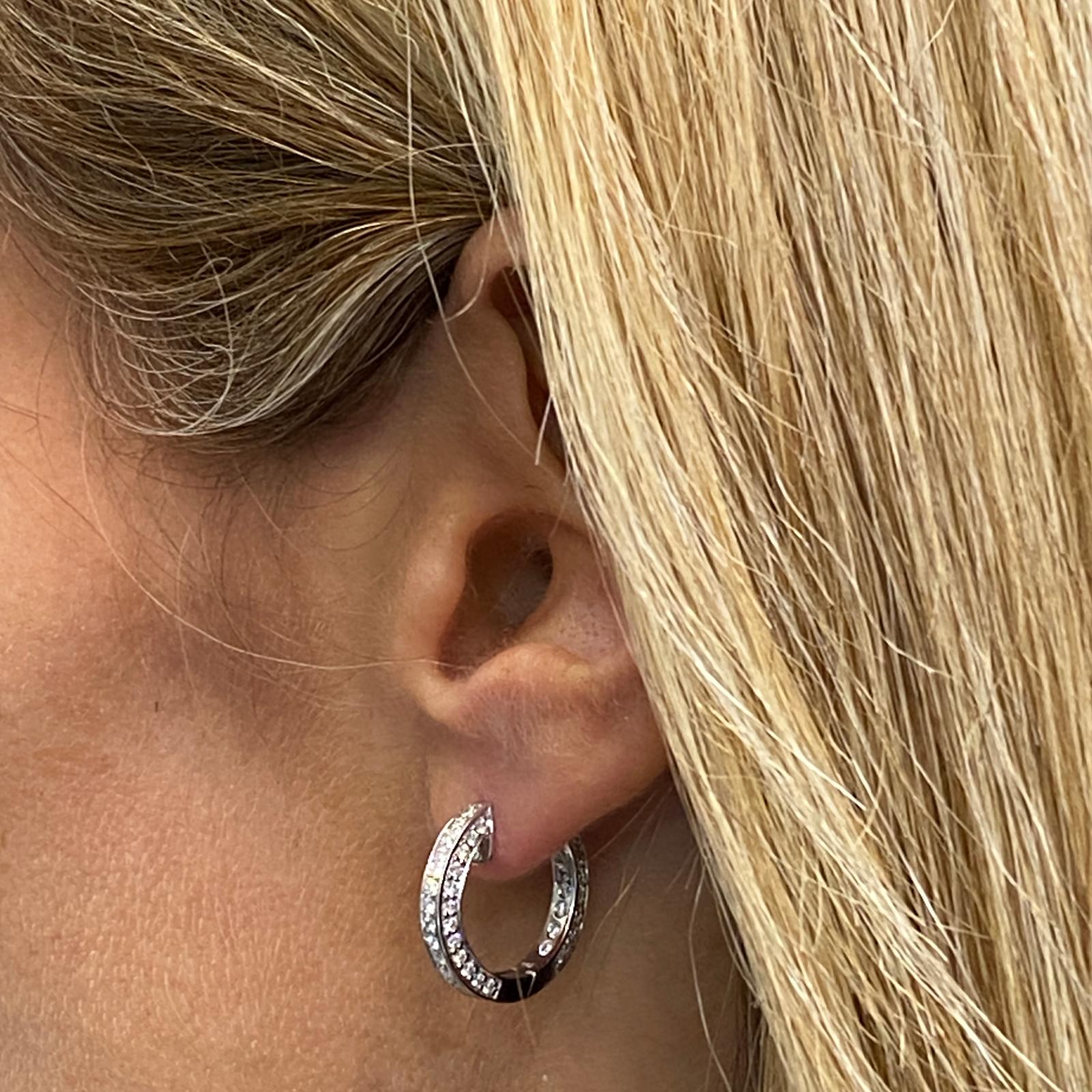 pandora signature hoop earrings