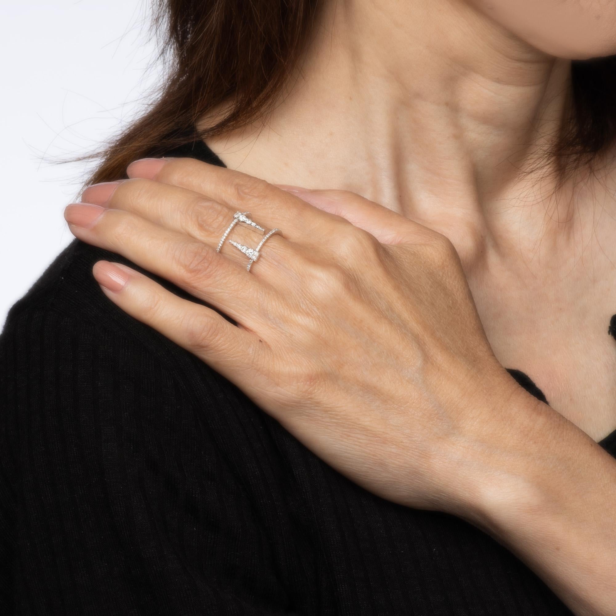 Women's Diamond Icicle Ring Sz 5.75 18k White Gold Estate Fine Abstract Jewelry For Sale