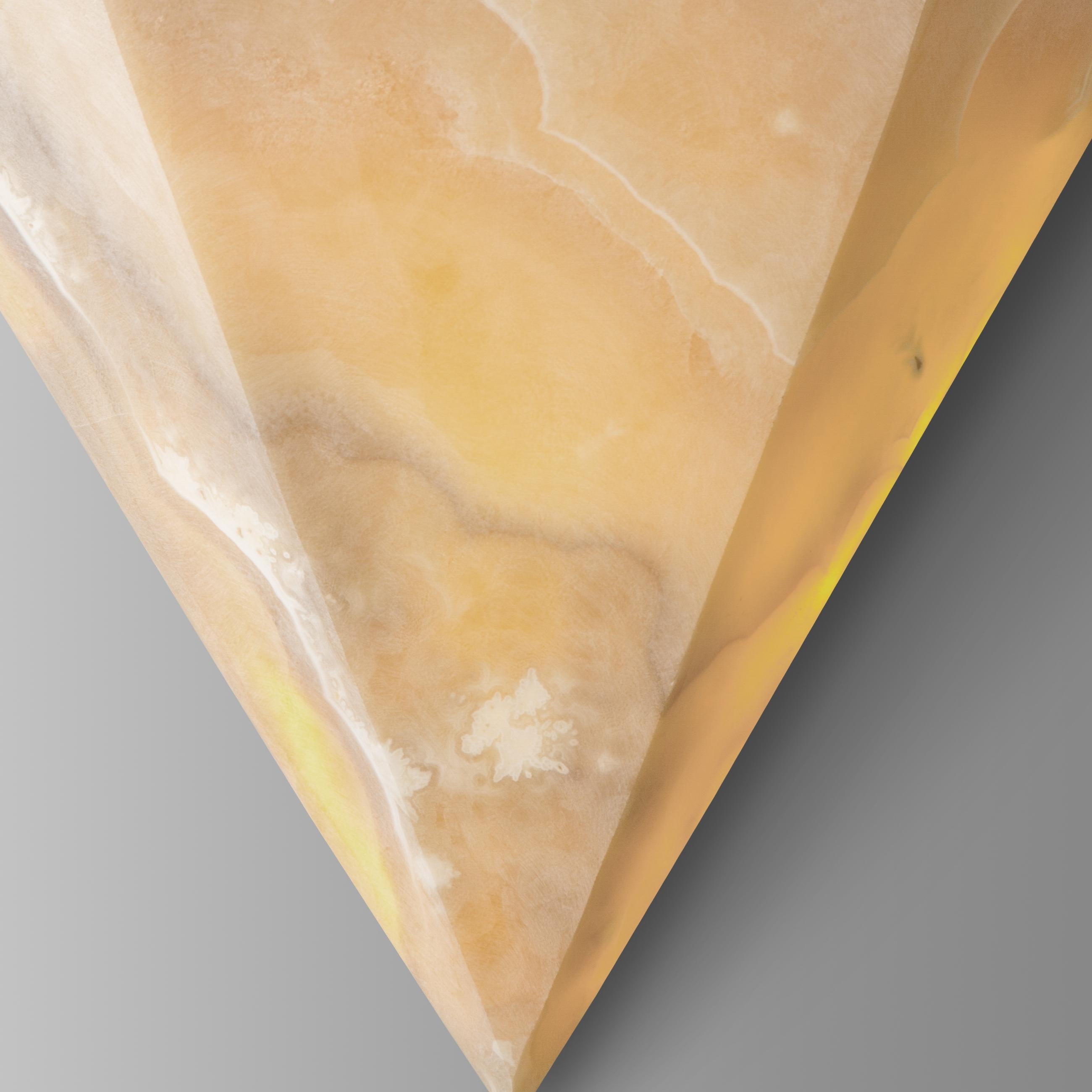 Diamond II, Alabaster Sconce Sculpted by Omar Chakil In New Condition In Geneve, CH