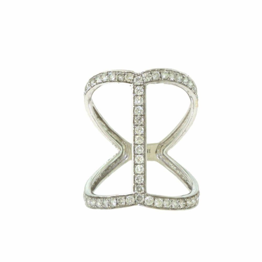 Diamond in 18 Karat White Gold Long Finger Ring In Good Condition In Miami, FL