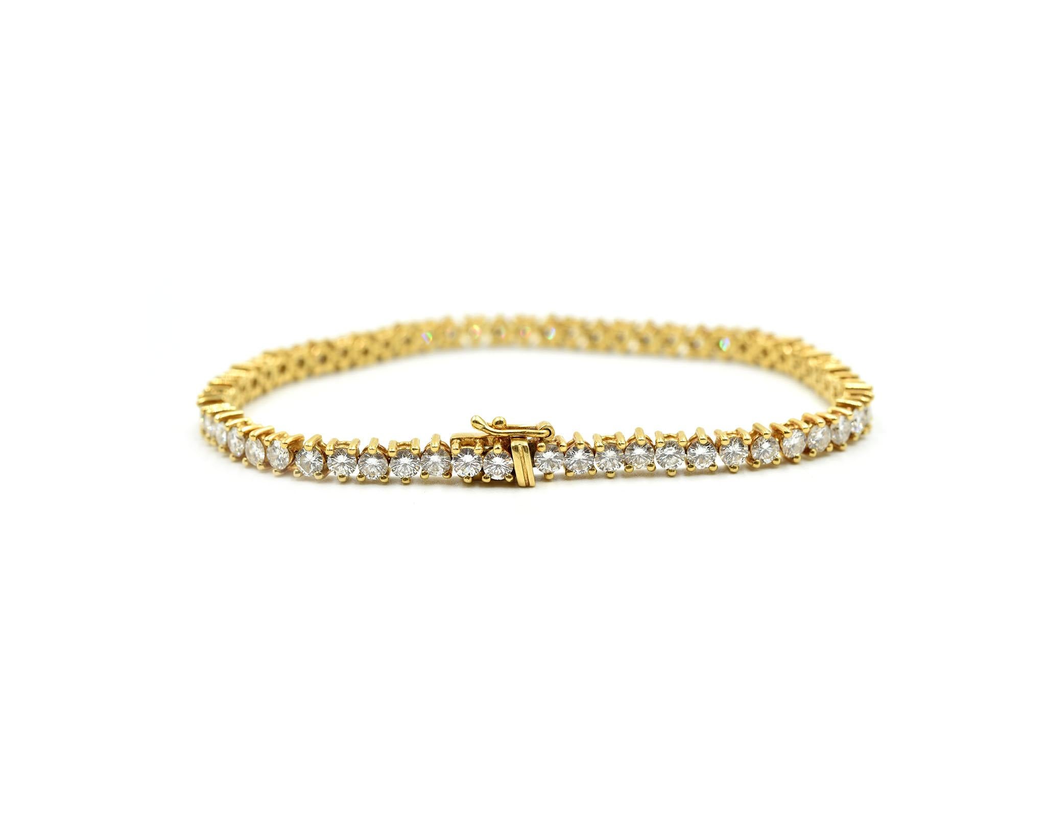 Round Cut Diamond In-Line Tennis Bracelet 18 Karat Yellow Gold