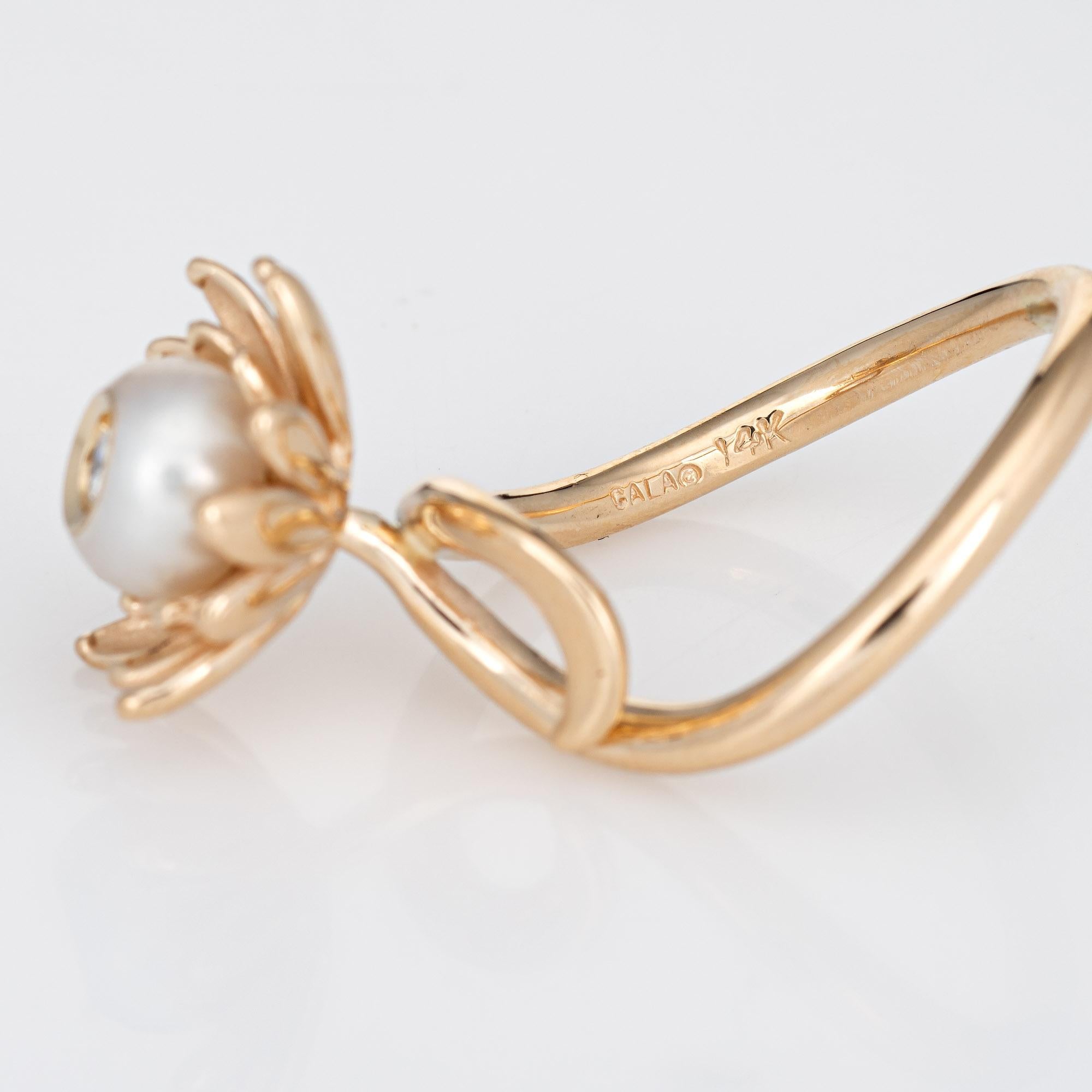 Round Cut Diamond in Pearl Flower Ring Vintage 14k Yellow Gold Estate Fine Jewelry For Sale