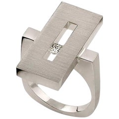 Diamond in White Gold Suspended Rectangle Ring