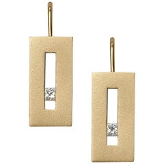 Diamond in Yellow Gold Suspended Rectangle Earrings