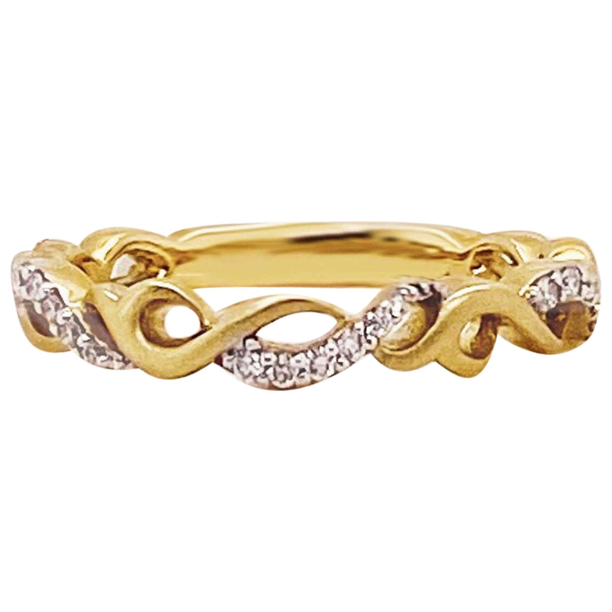 Alliance empilable en or 14 carats avec diamants Infinity Designer Band en vente