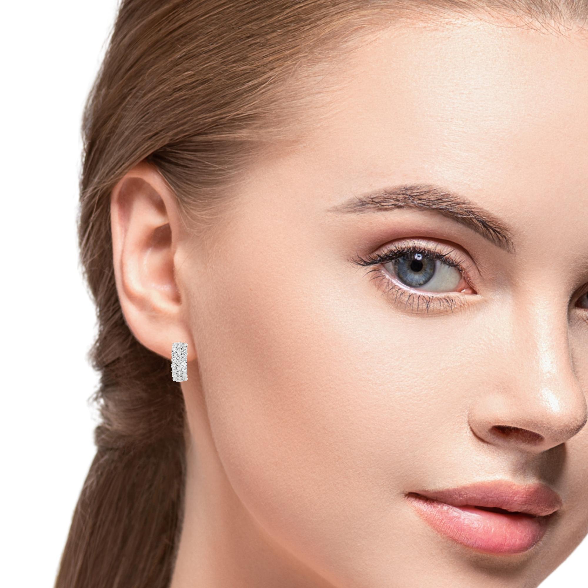 Diamond Inside-Out Hoop Earrings 4.00ct in 14K White Gold Contemporáneo en venta