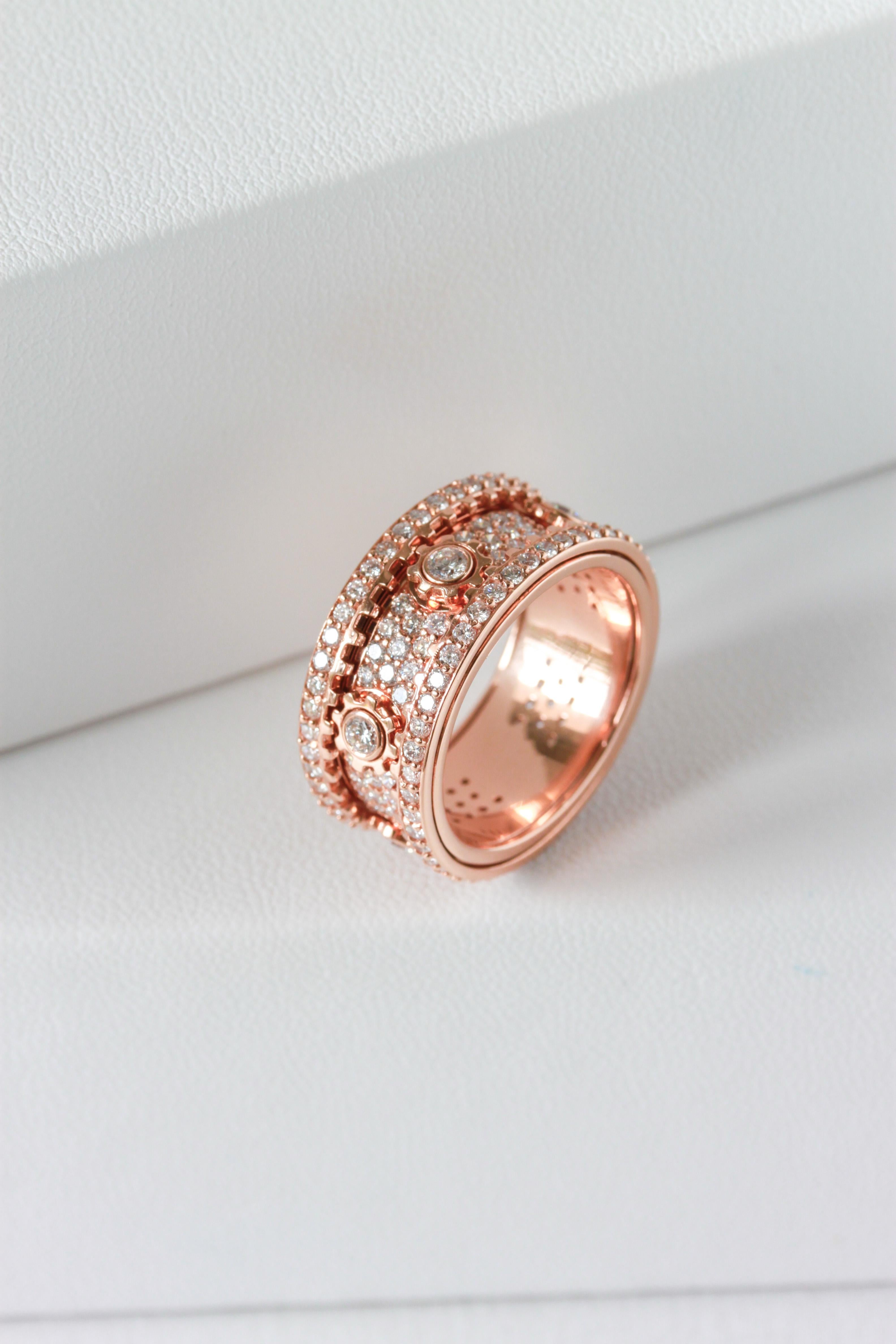 Artisan Diamond Interactive Gear Ring in 18K Rose Gold with 2.16ct Natural VVS Diamonds
