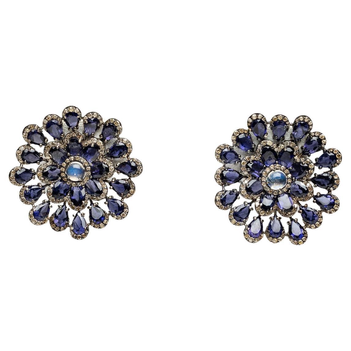 Orecchini a perno con diamante, iolite e pietra di luna in vendita