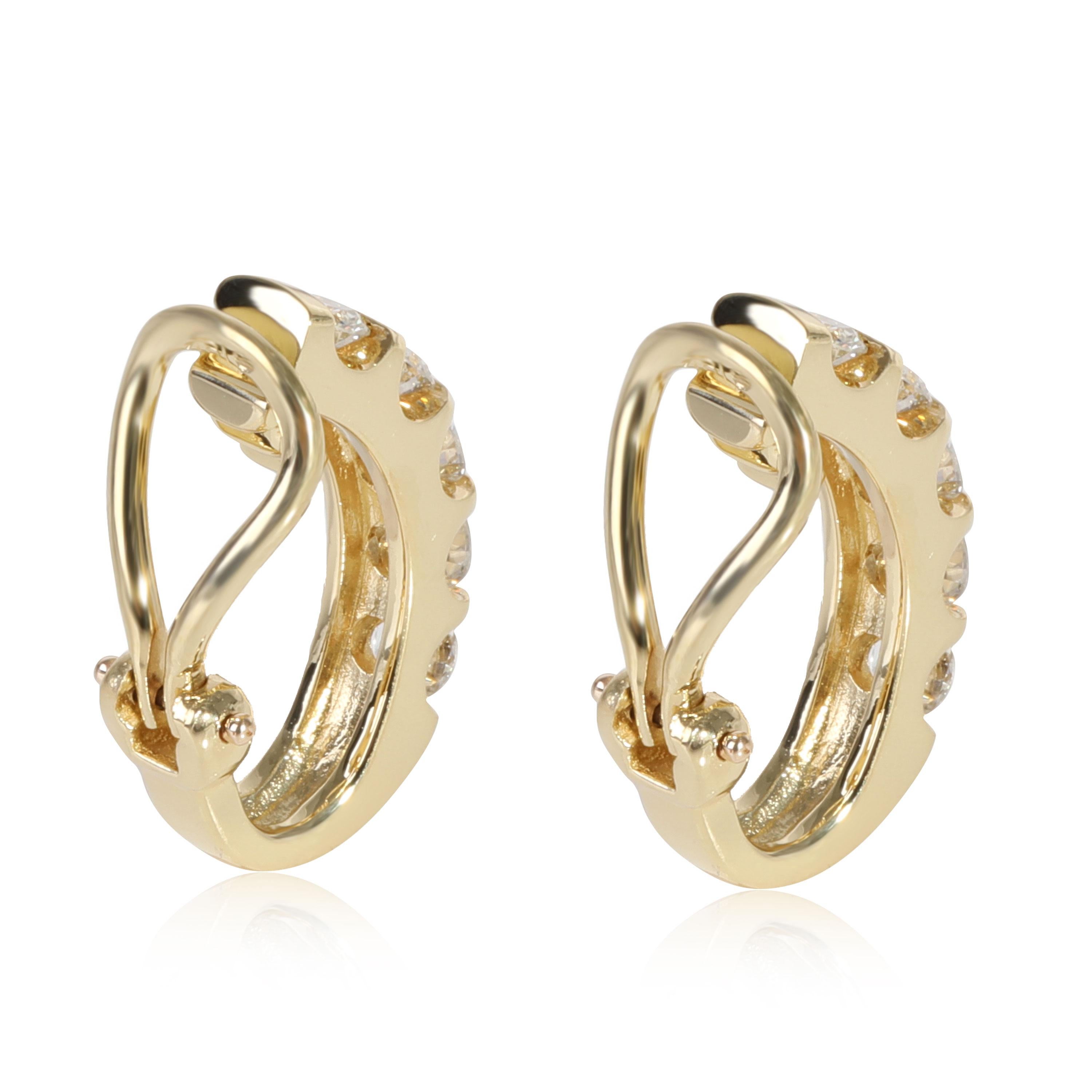 Diamond J Hoop Earrings in 18k Yellow Gold 1.5 CTW

PRIMARY DETAILS
SKU: 117847
Listing Title: Diamond J Hoop Earrings in 18k Yellow Gold 1.5 CTW
Condition Description: Retails for 4995 USD. In excellent condition and recently polished.
Metal Type: