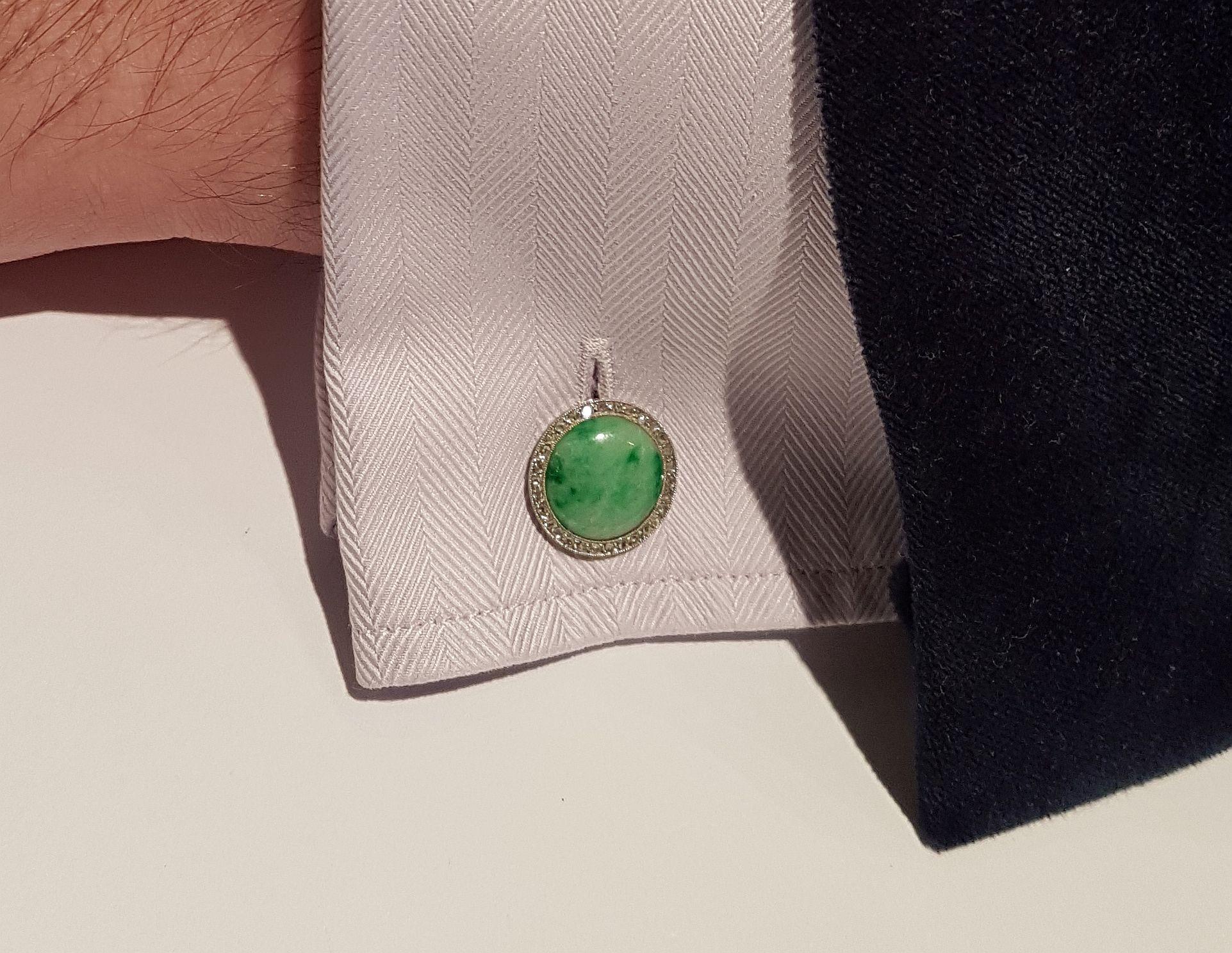 Taille cabochon Boutons de manchette en platine, jade et diamants, début du XXe siècle en vente
