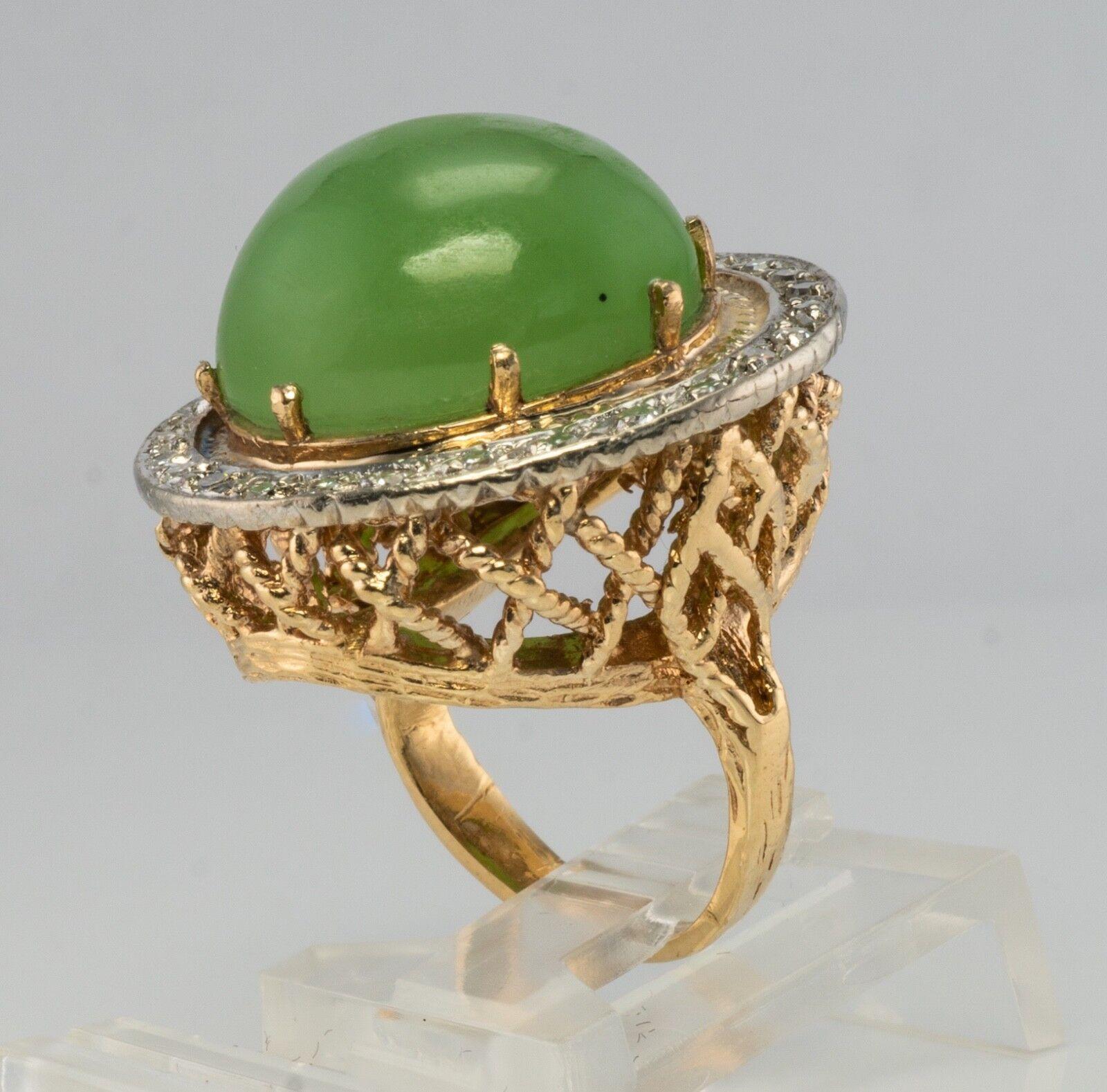 Diamond Jade Ring Cabochon 14K Gold Vintage For Sale 3