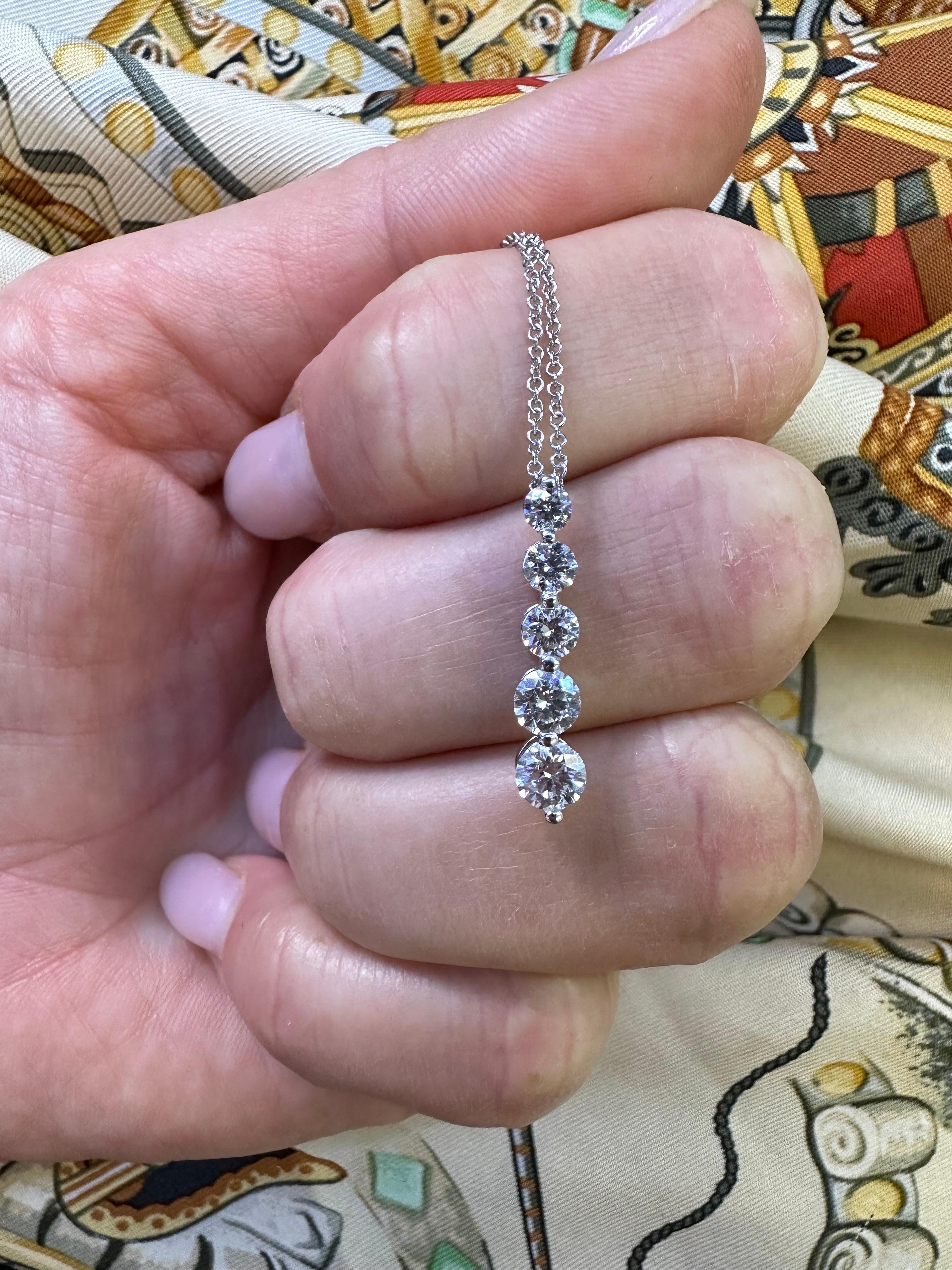 Diamond Journey pendant necklace 14KT white gold In New Condition For Sale In Boca Raton, FL