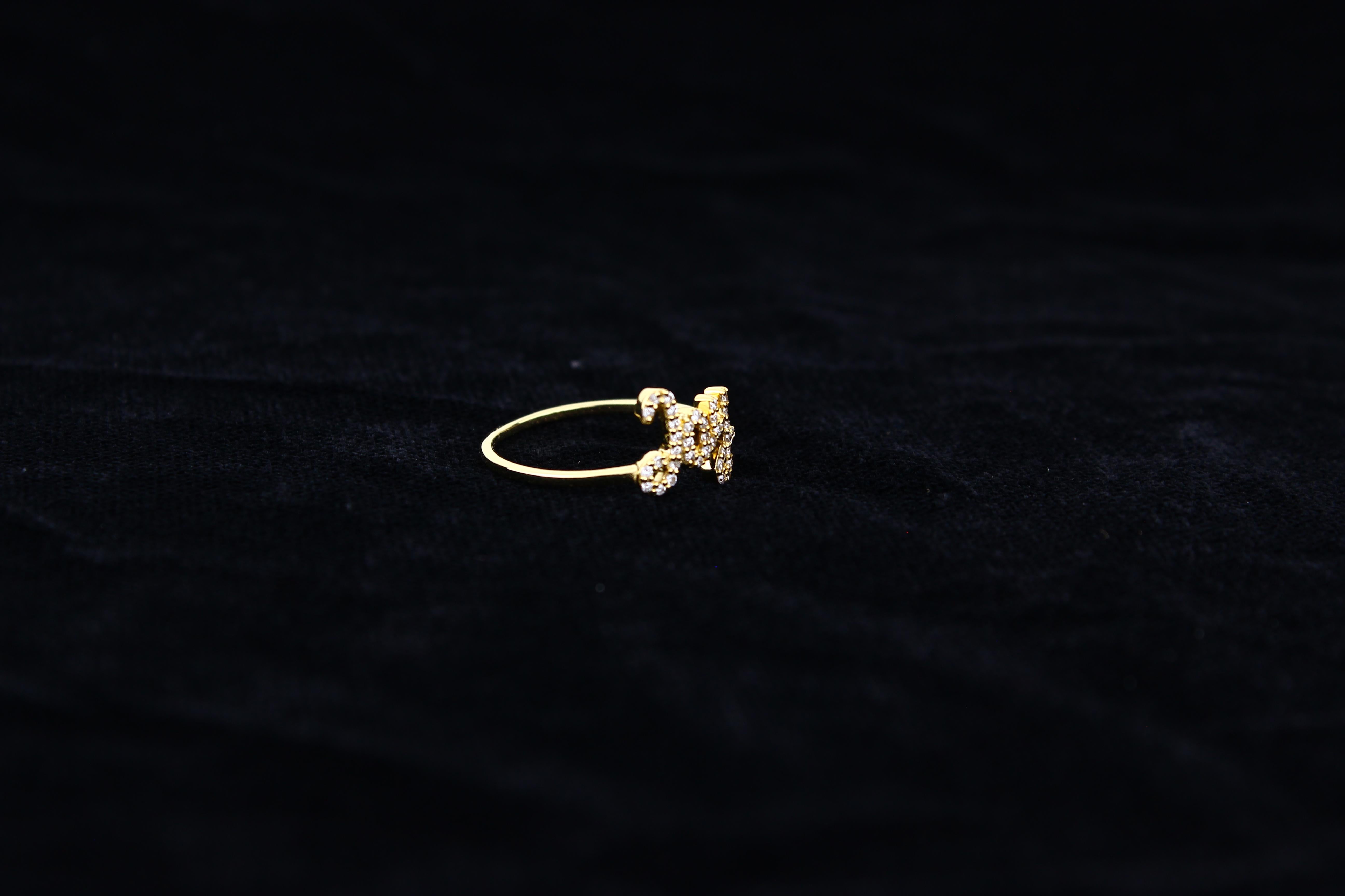 For Sale:  Diamond Joy Ring Set In 18K Solid Gold 9