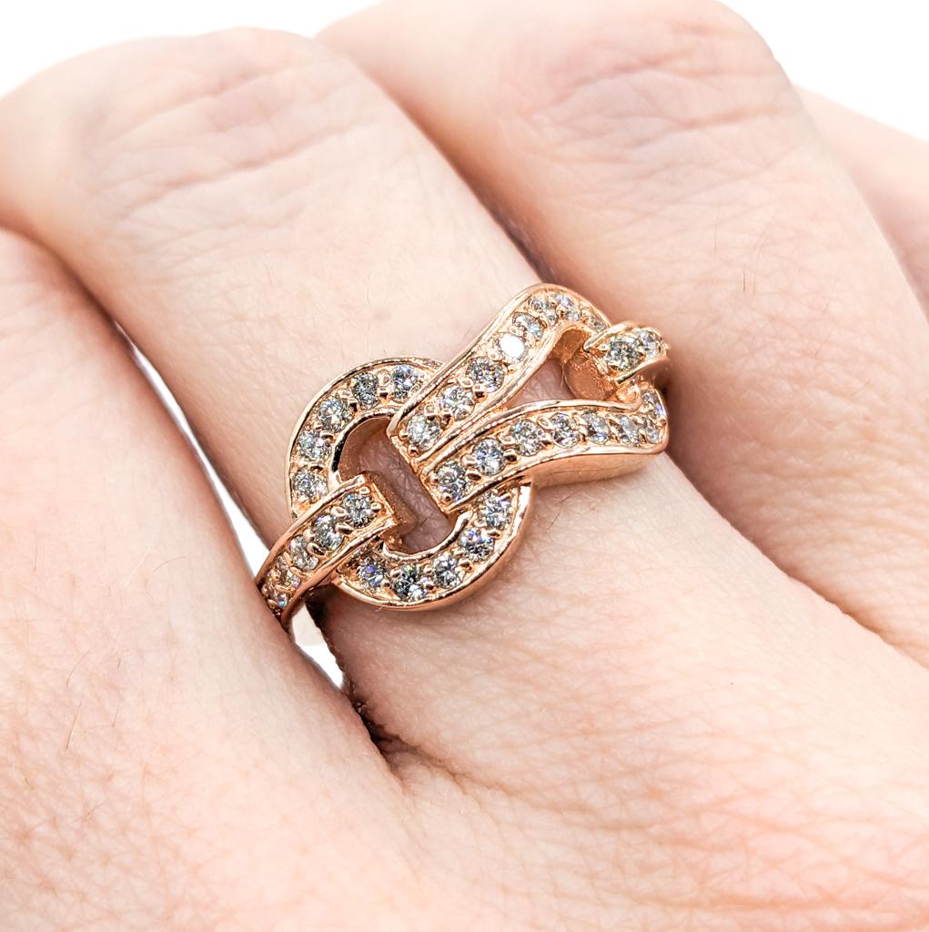 Round Cut Diamond Knot Ring in Rose Gold For Sale