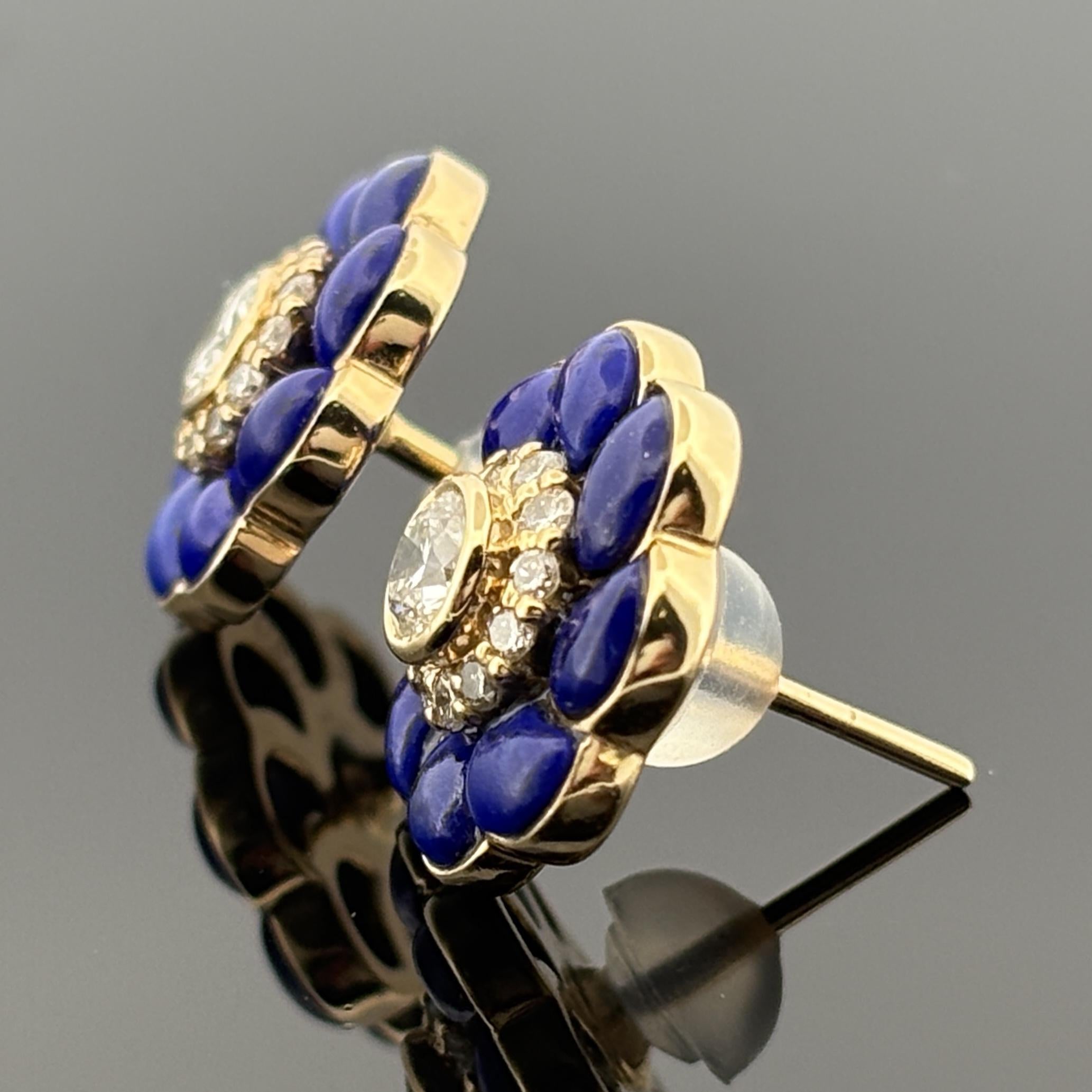 Orecchini con diamanti e fiori di lapis in oro giallo 18 carati In condizioni buone in vendita a Orlando, FL