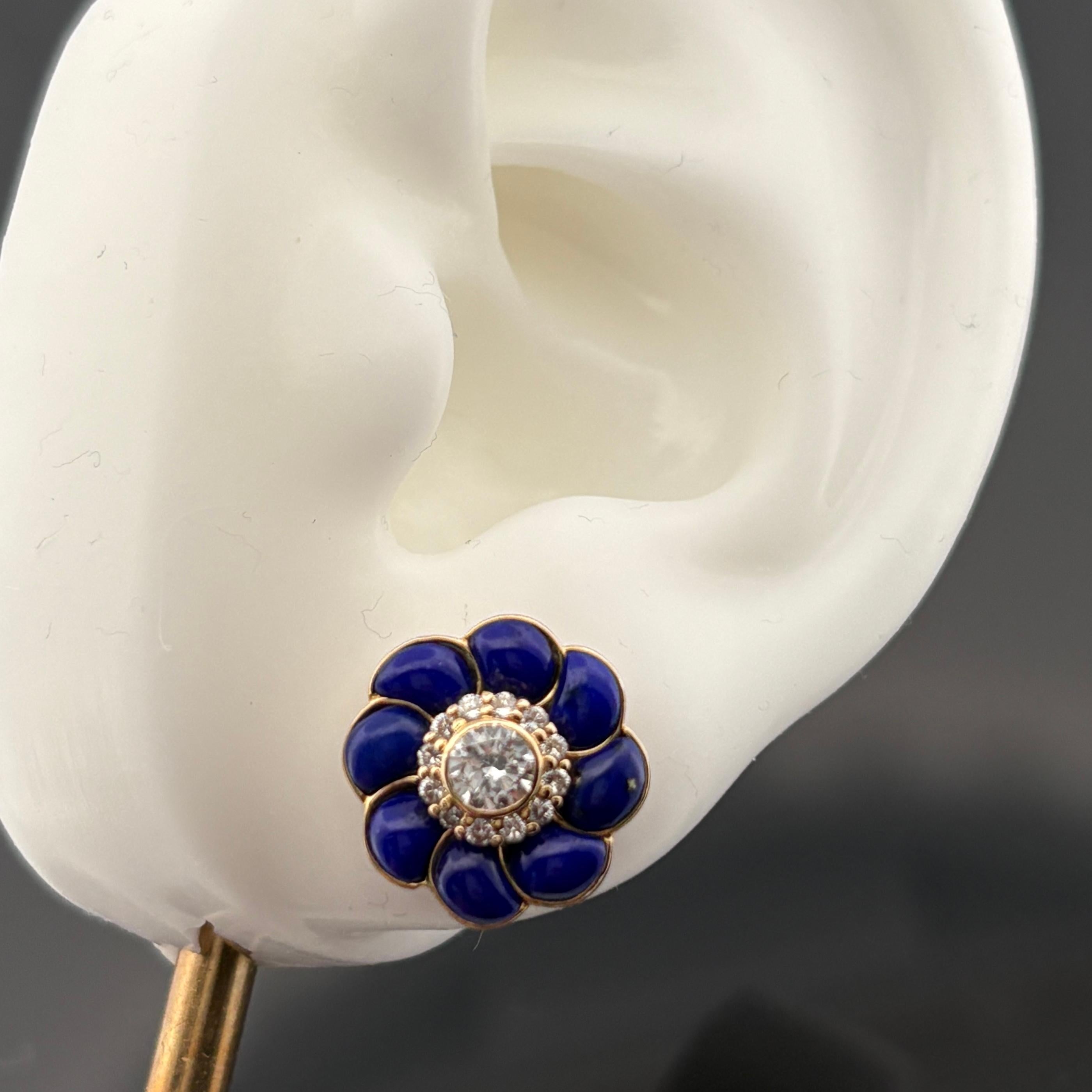 Orecchini con diamanti e fiori di lapis in oro giallo 18 carati in vendita 3