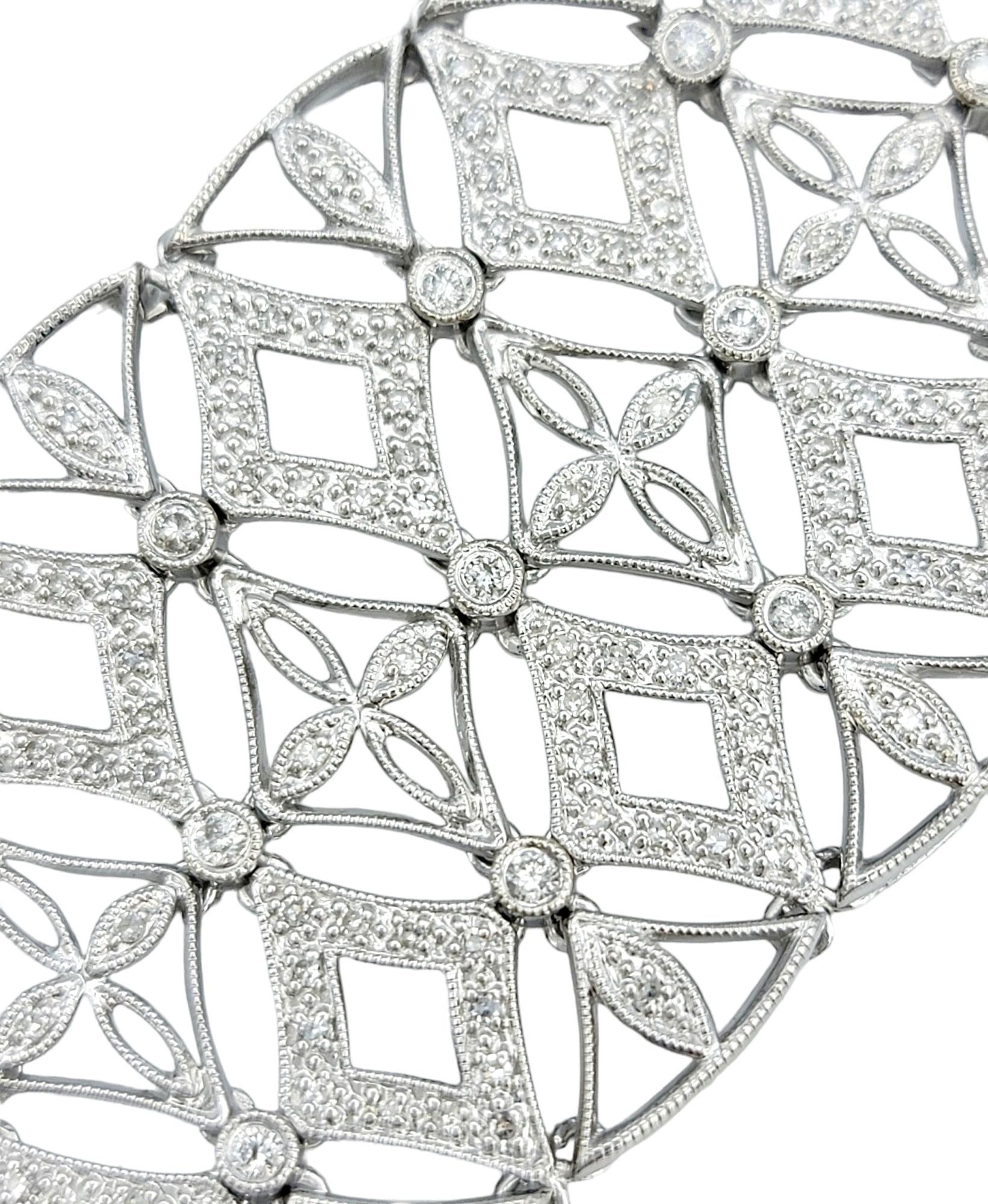 Contemporain Bracelet large à maillons en or blanc 14 carats, design/One, avec diamants en treillis et grain de sable en vente