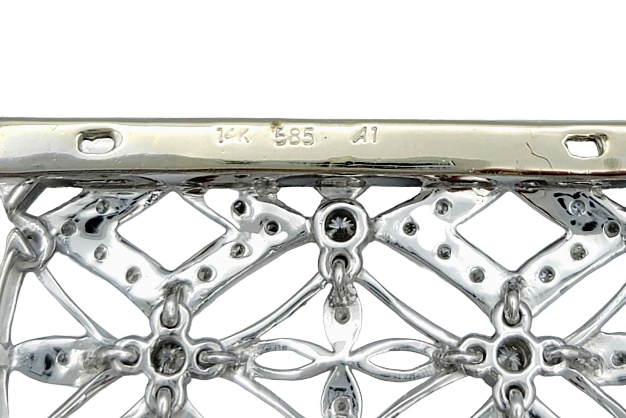Bracelet large à maillons en or blanc 14 carats, design/One, avec diamants en treillis et grain de sable en vente 1