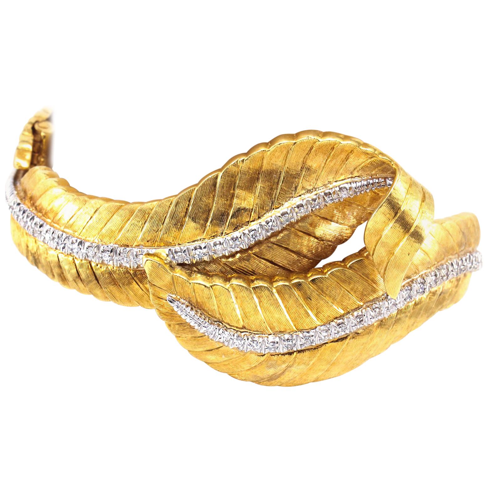 Diamond Leaf Motif 18 Karat Yellow Gold Bracelet