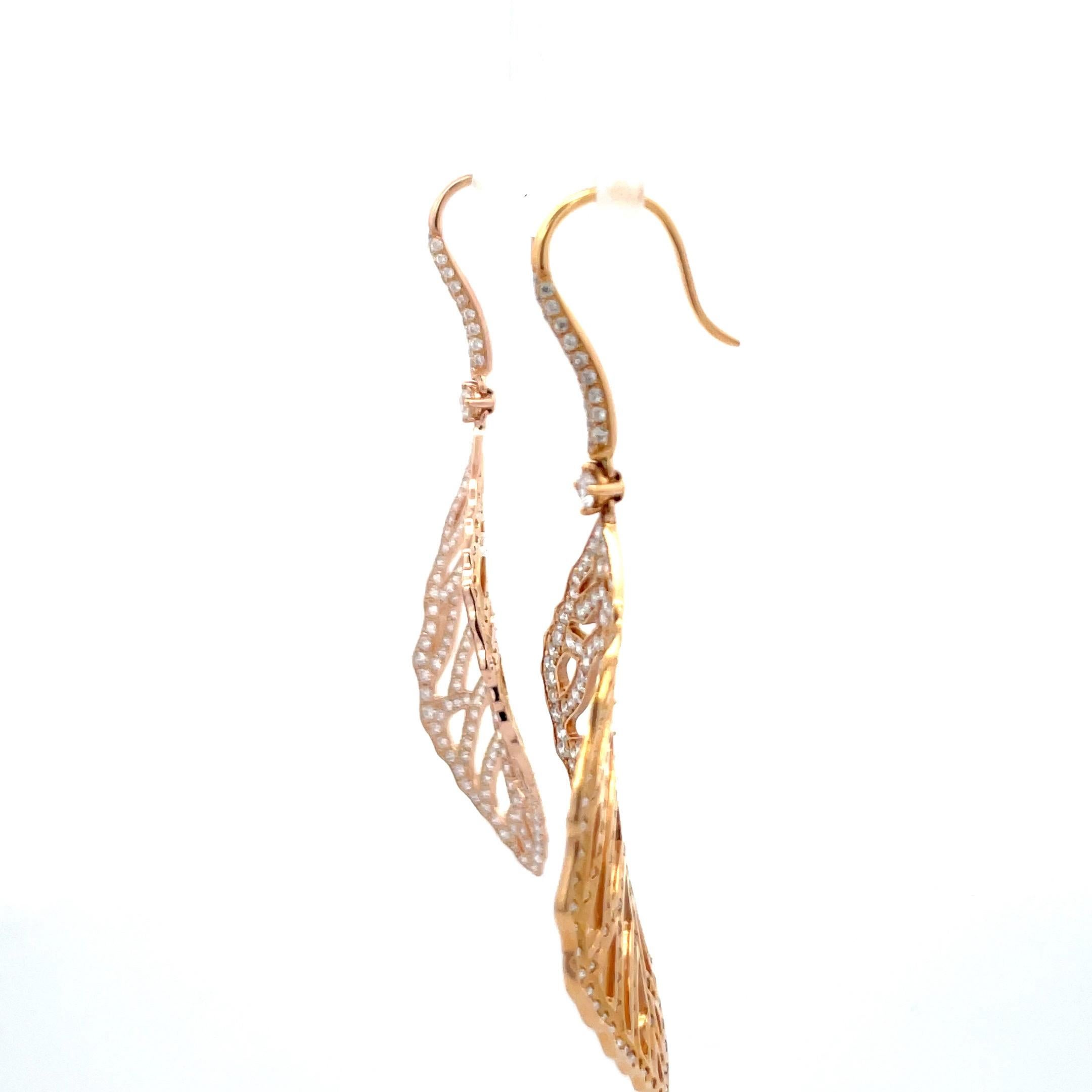 Contemporary Diamond Leaf Motif Drop Earrings 3.05 Carats 18 Karat Rose Gold 6.4 Grams  For Sale