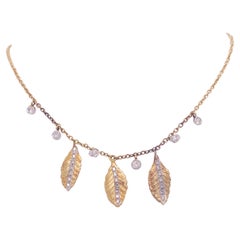 Collana con foglie di diamante, oro giallo, collana con charm, ispirata alla natura