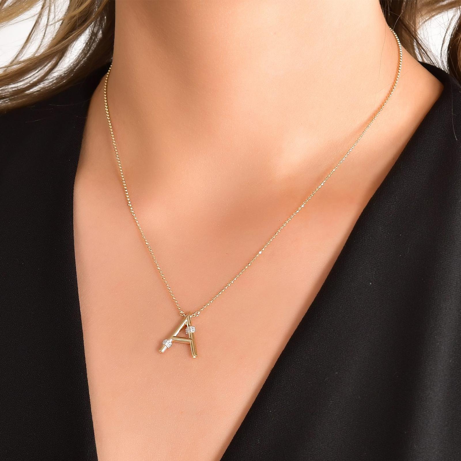 diamond e pendant