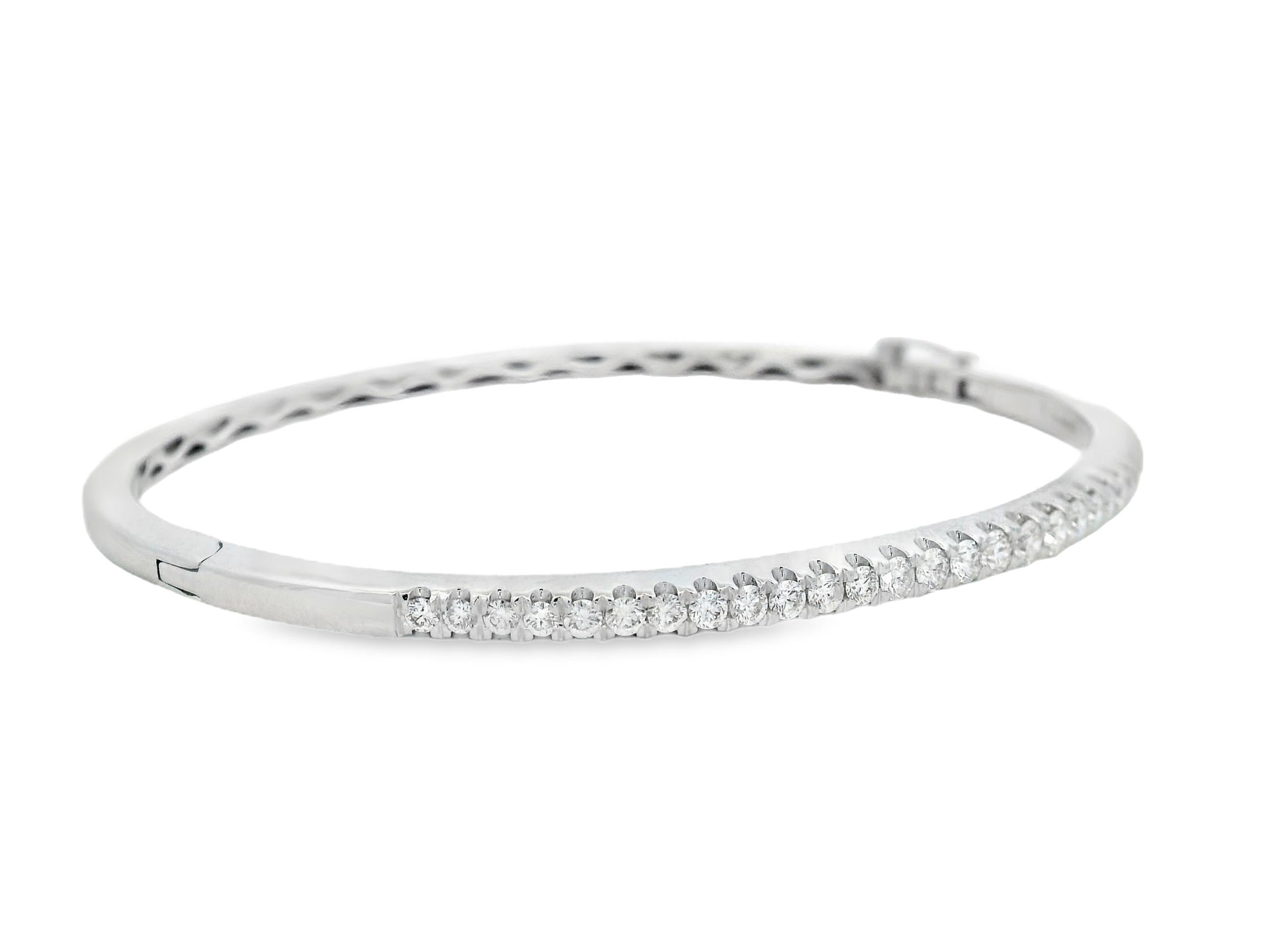 Donna Bracciale Diamond Line con 34 diamanti rotondi da 1,00 carati in oro bianco 14K in vendita