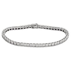 Diamond line bracelet in 18k white gold