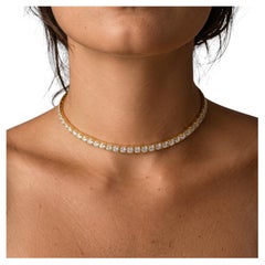 Collar tipo gargantilla con diamantes redondos de 27,47 ct, en oro amarillo de 14K