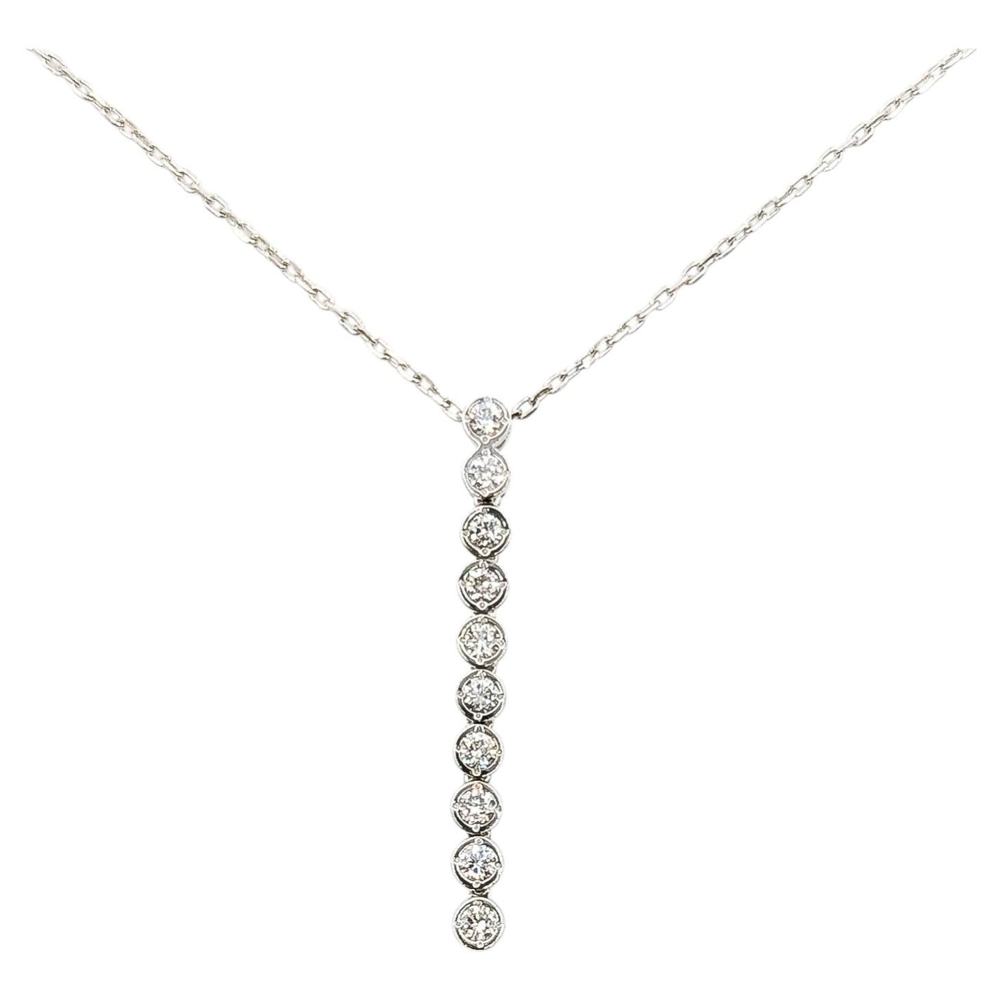 Collar Gota Línea de Diamantes en Oro Blanco de 18k