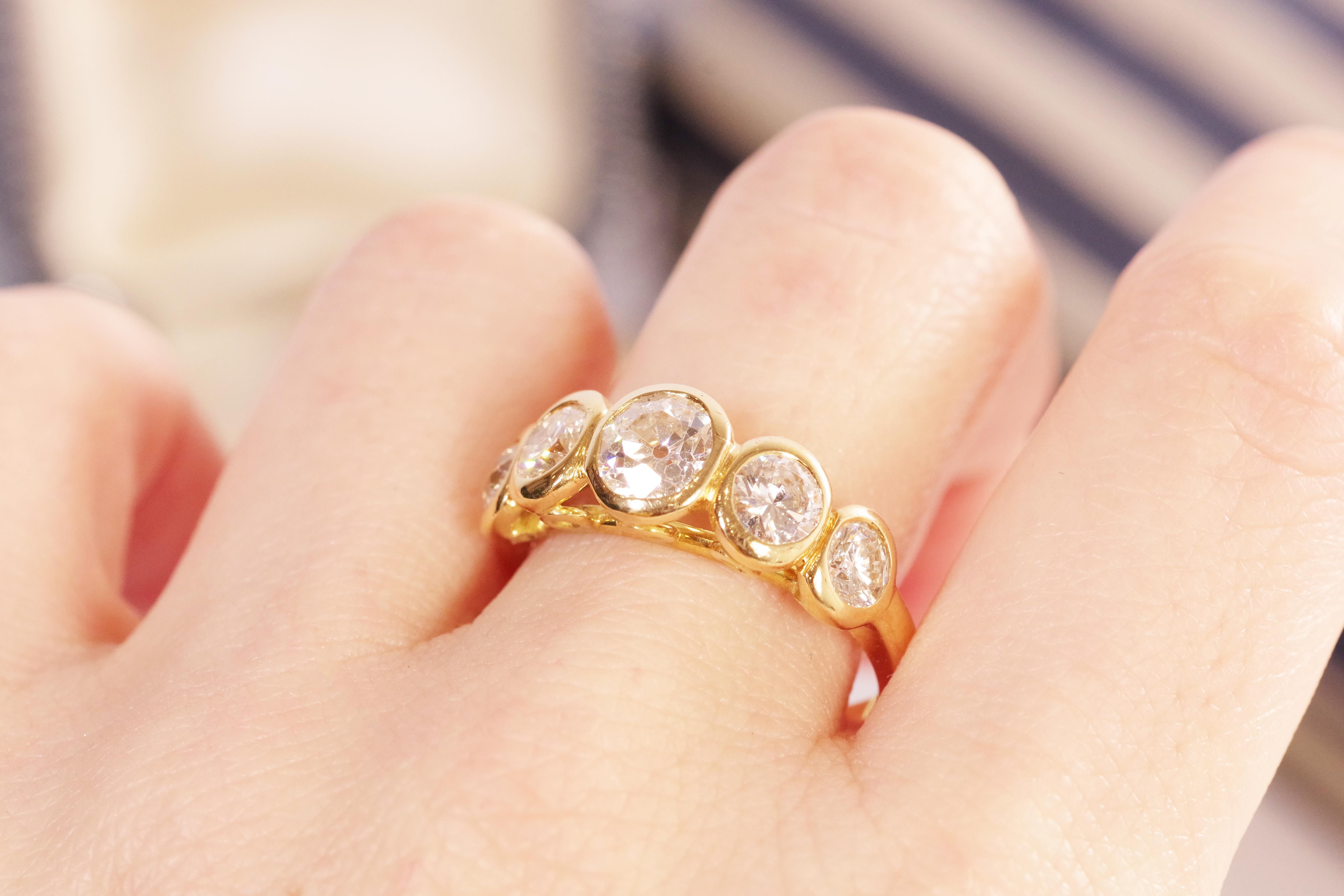 Diamond line ring in 18k yellow gold, garter ring For Sale 1